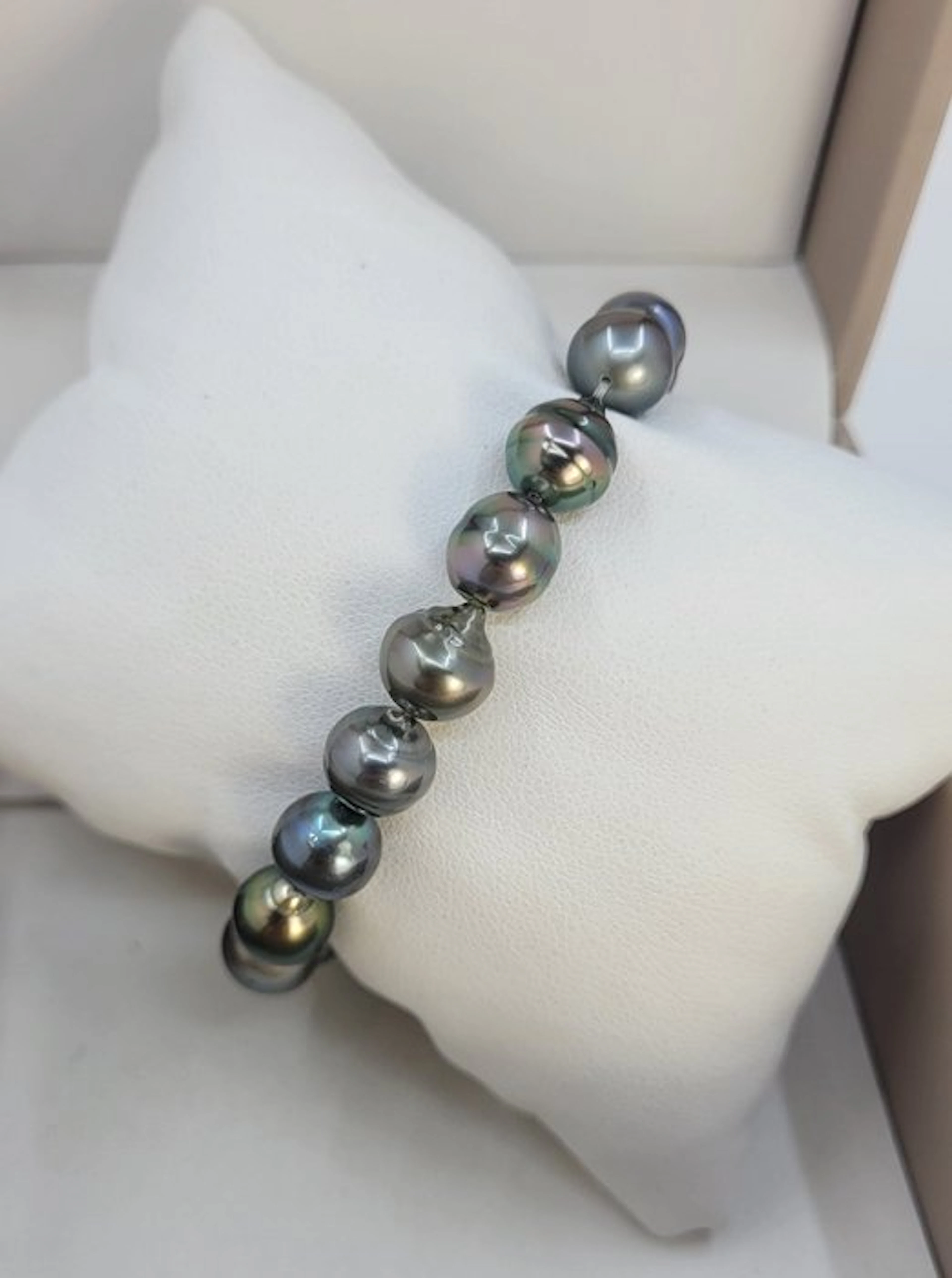 No reserve price - Bracelet 8x9mm Peacock Green Tahitian Pearls