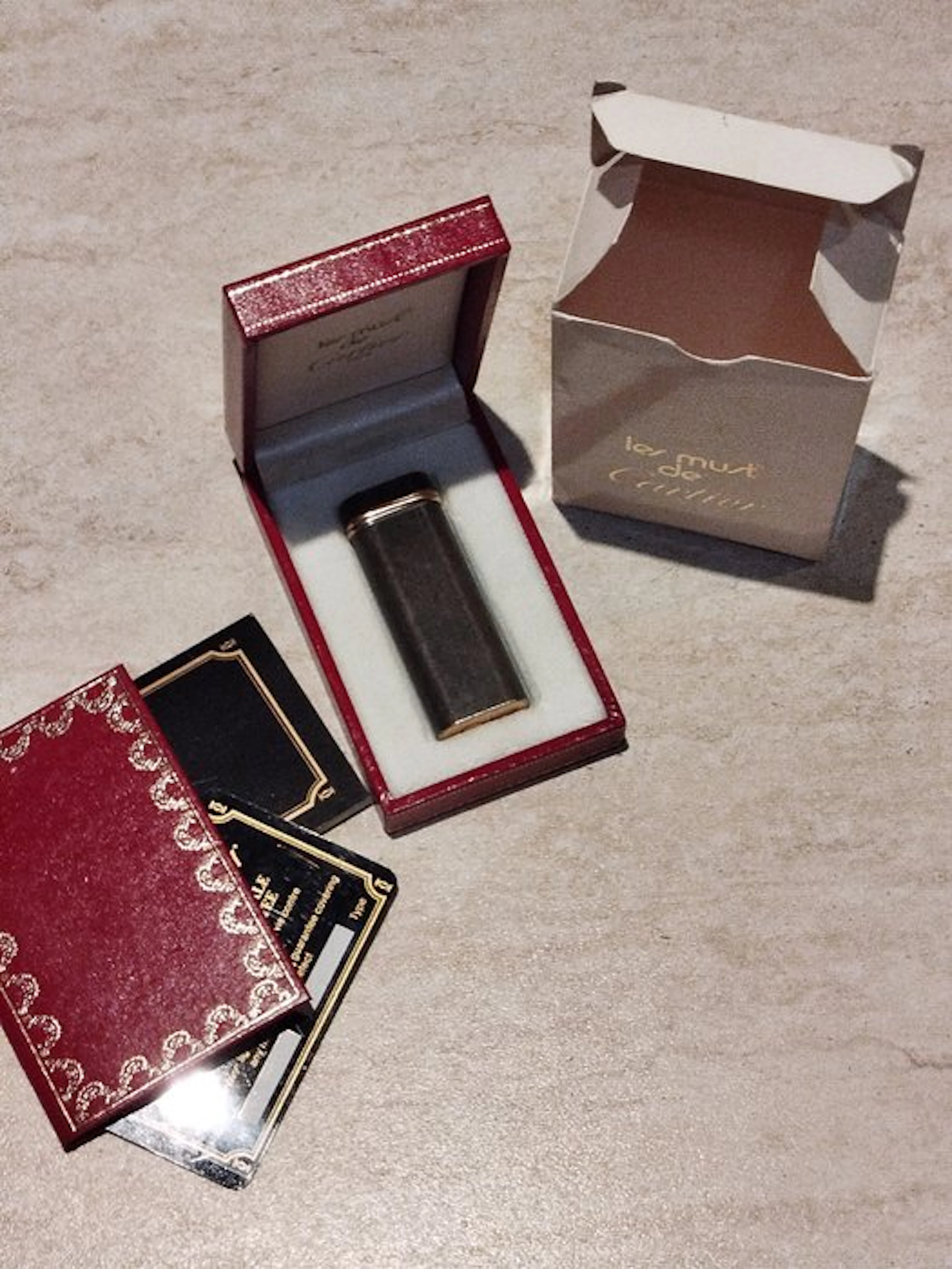 Cartier - Trinity "Le Must de Cartier" - Lighter - Gold-plated