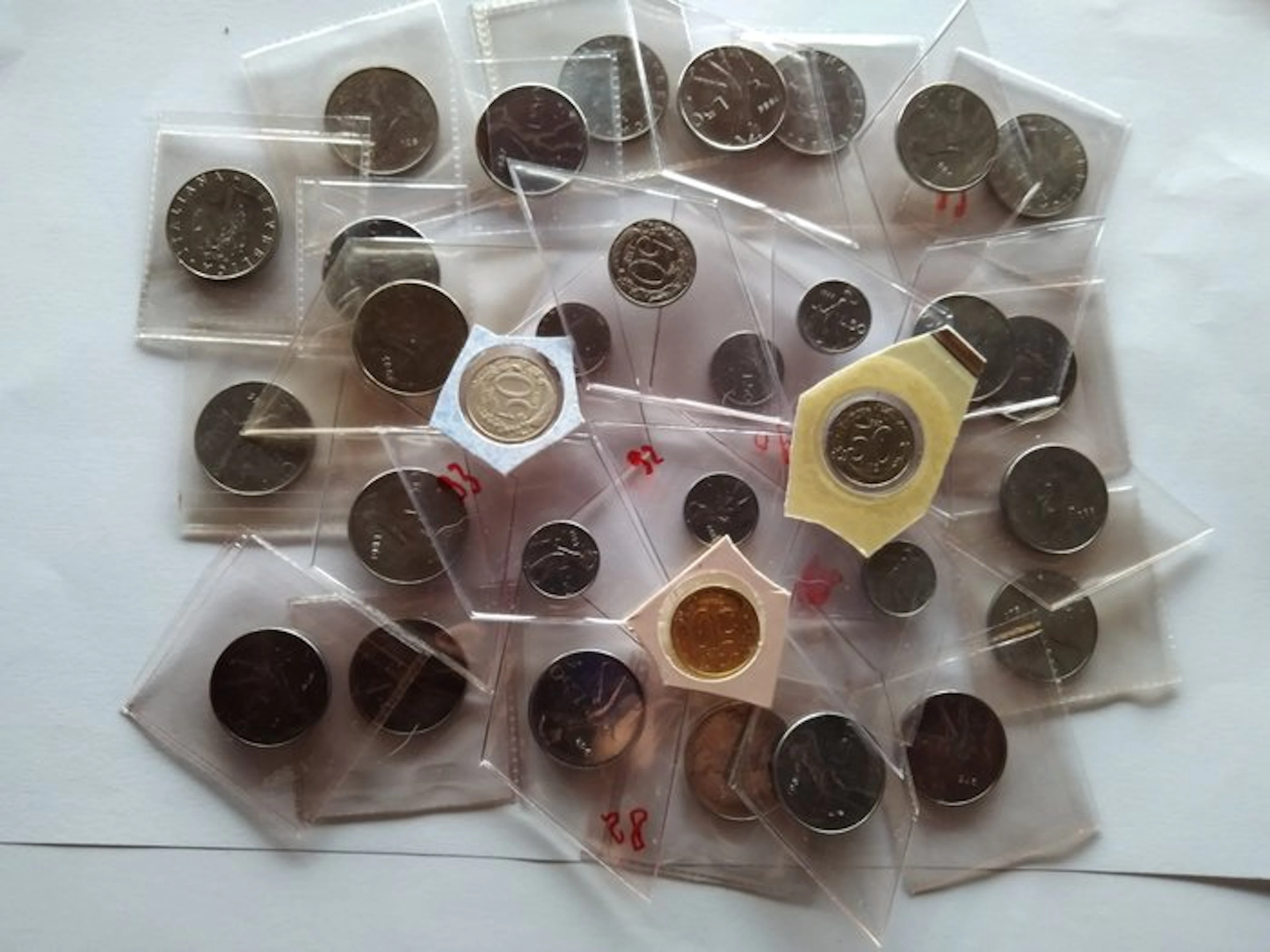 Italy, Republic 50 Lire 1968-2001 (No reserve price)