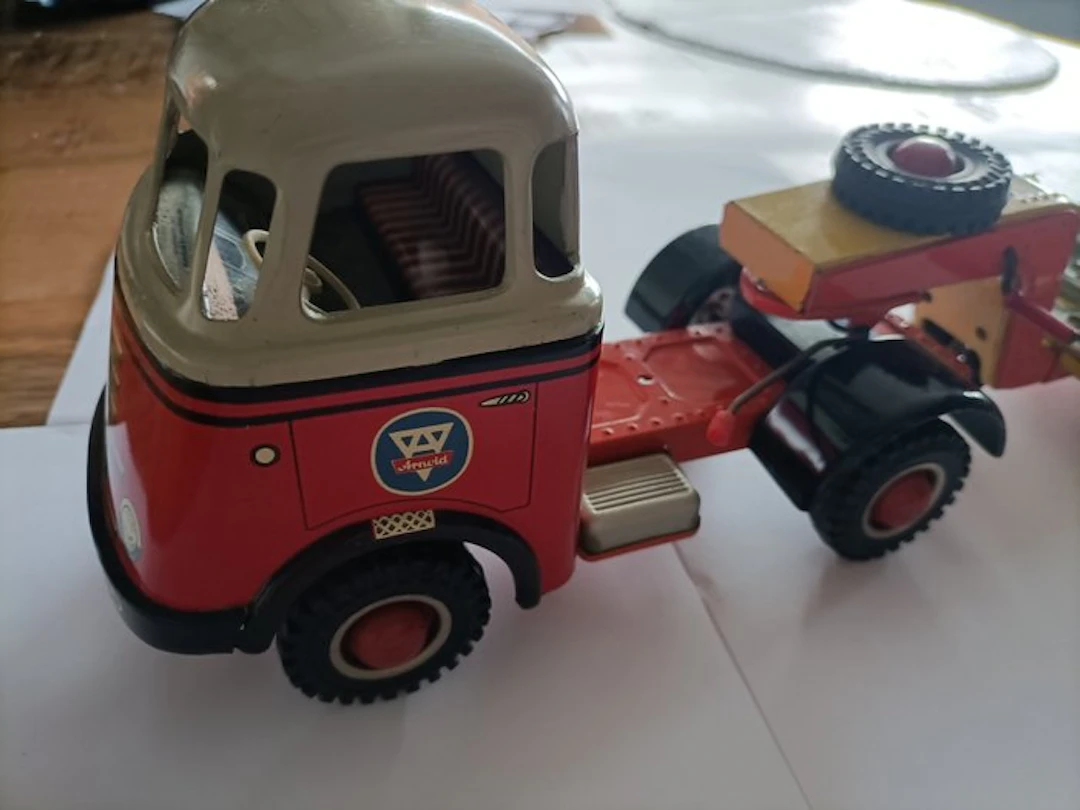 Arnold Not to scale - Model truck - dieplader trekker - Rare model