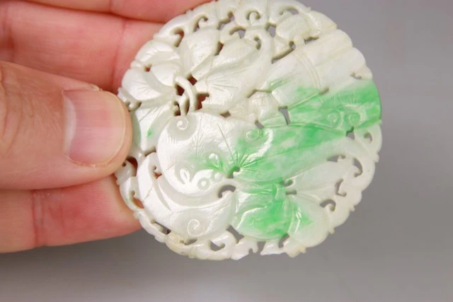 Plaque - Sculpted Pendant - Jade