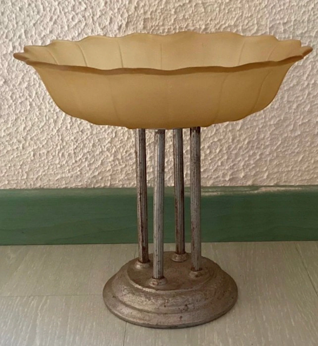 Fruit bowl - Original 1930 Art Deco centerpiece pedestal in acid-etched glass