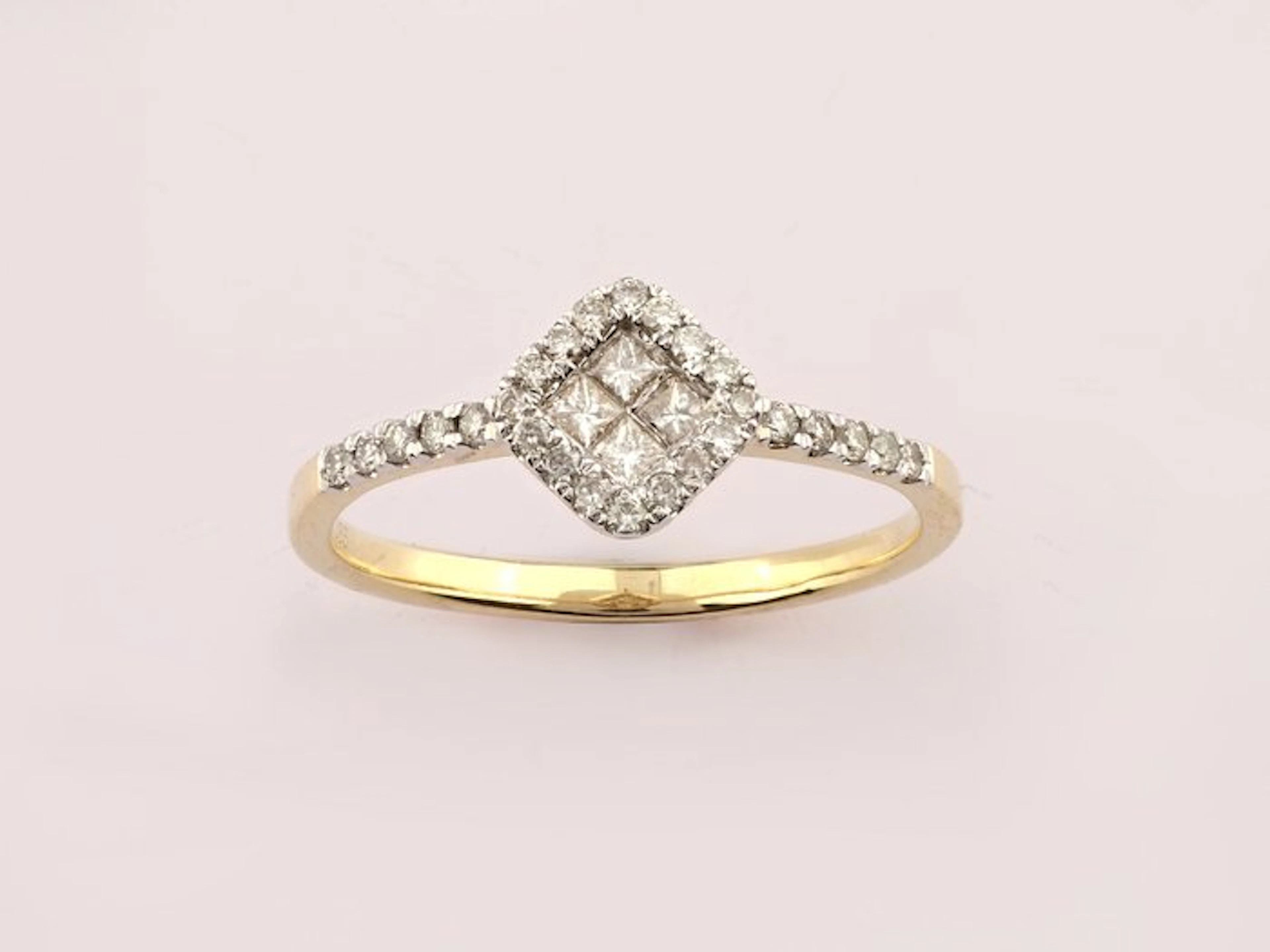 Ring - 14 kt. Yellow gold - 0.34ct. tw. Diamond (Natural)