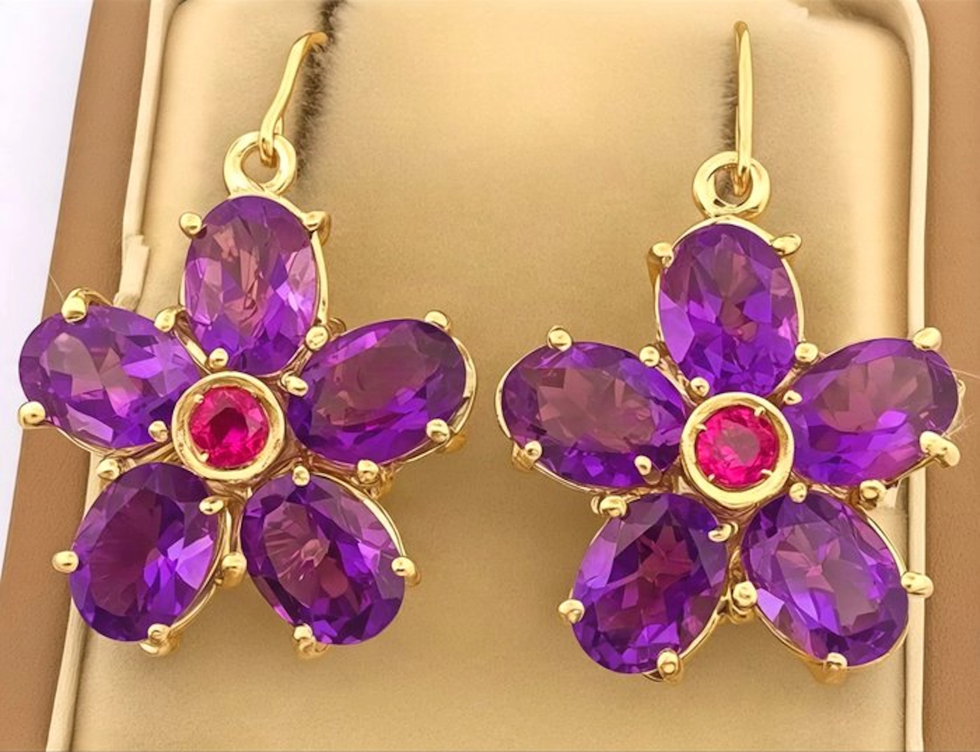 No reserve price - Earrings - 9 kt. Yellow gold, Silver Ruby - Amethyst
