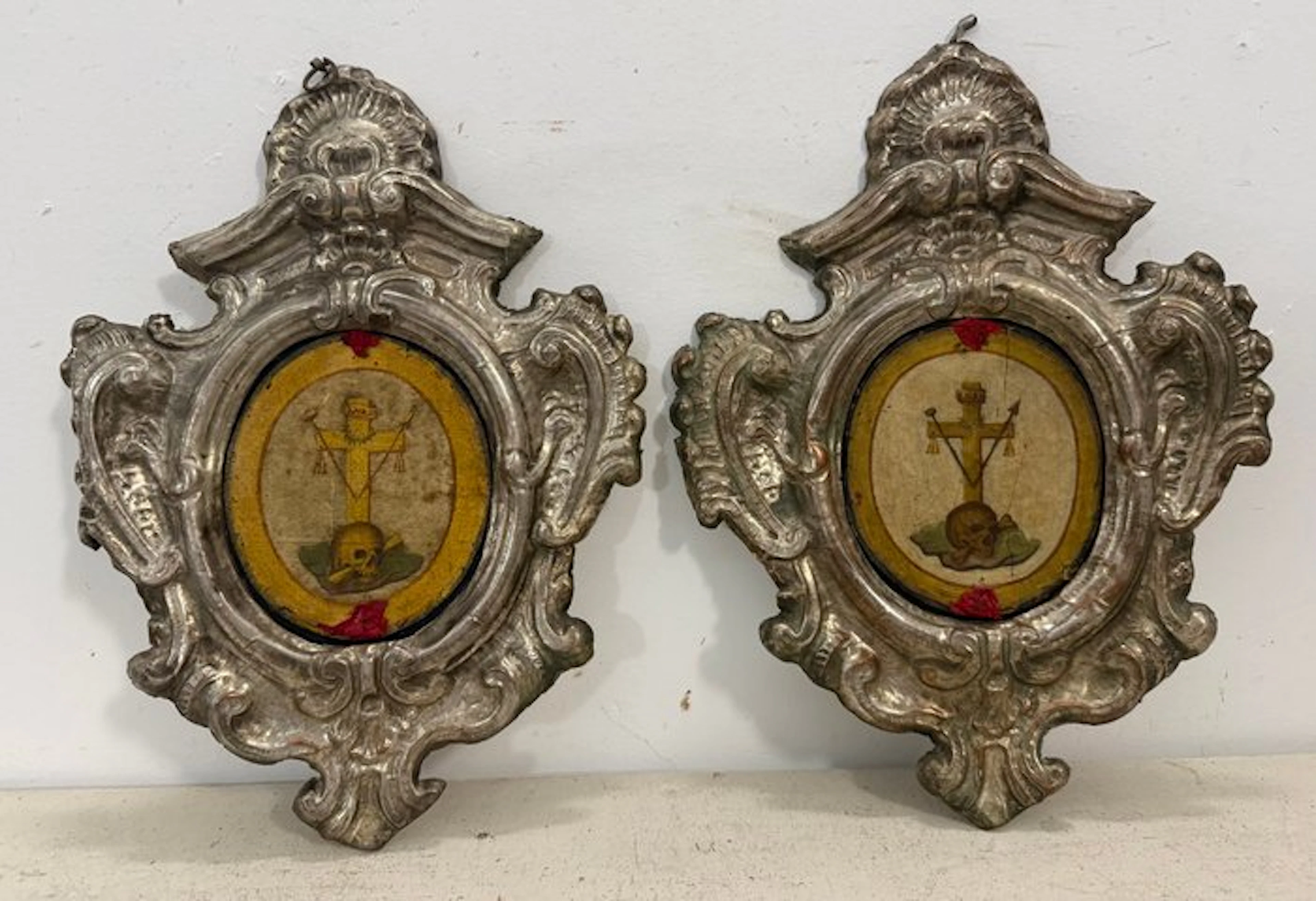 Scuola lombardo-emiliana (XVIII) - Memento mori con emblemi della Passione
