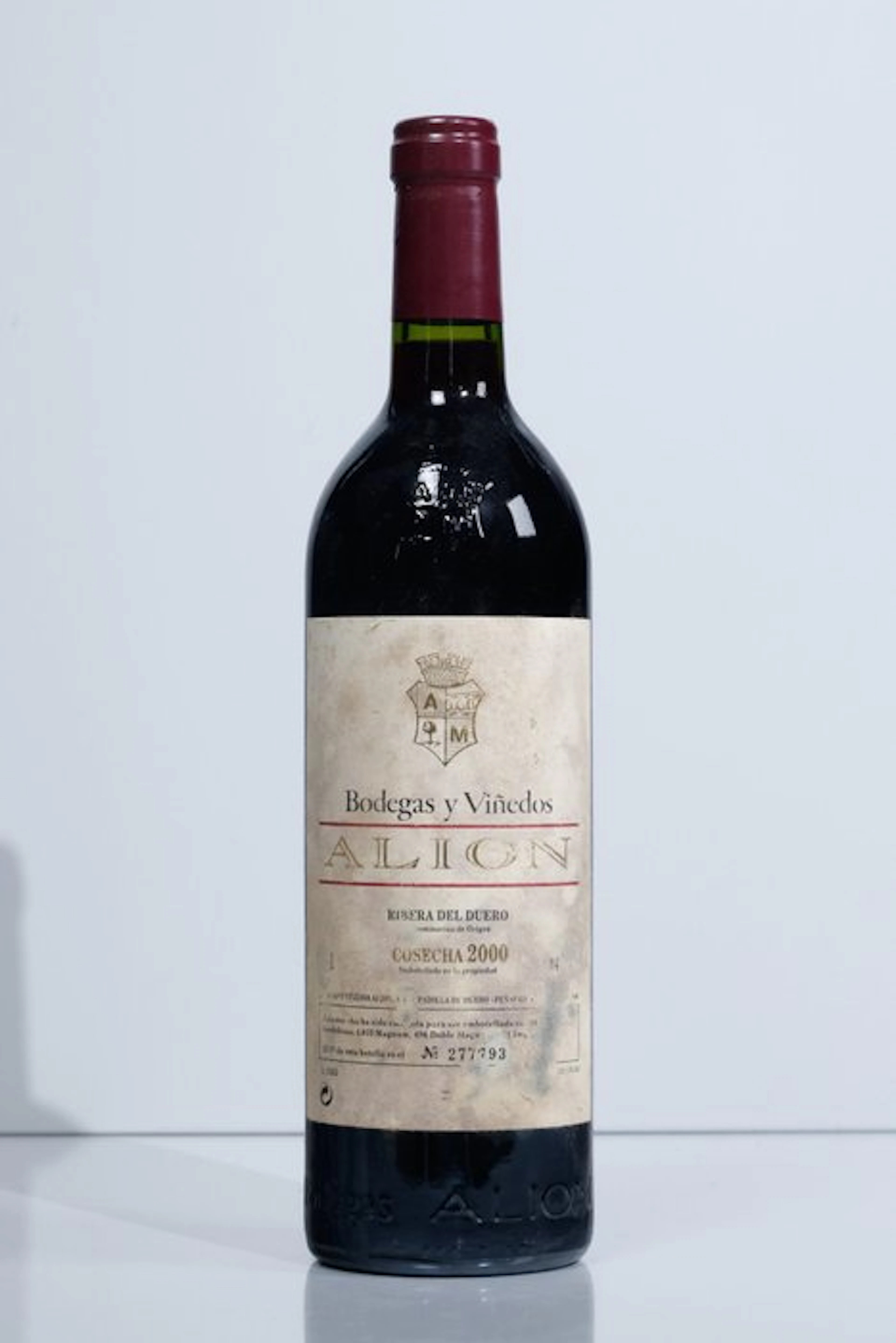 2000 Bodegas y Viñedos Alión - Vega Sicilia