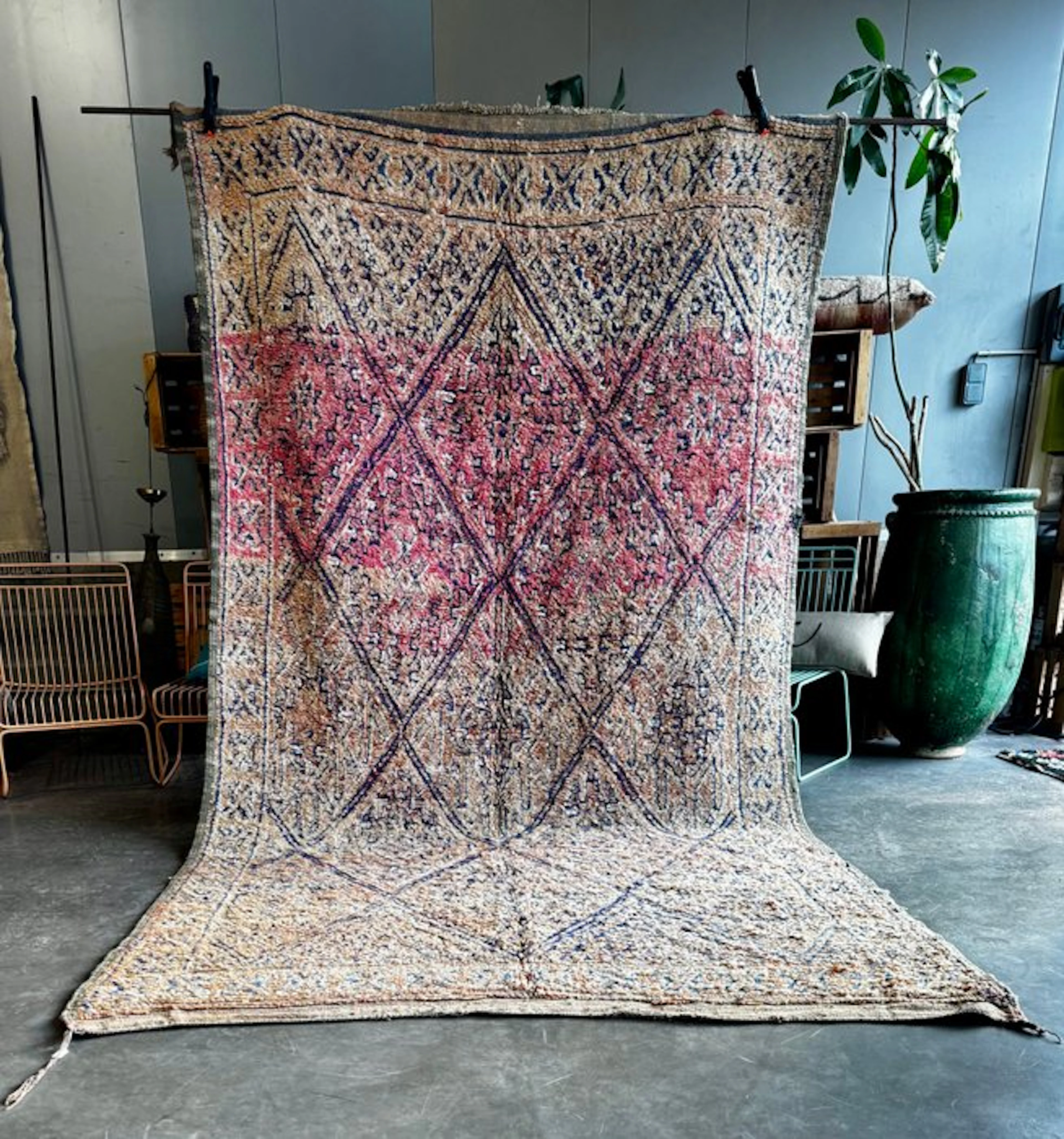 Vintage Moroccan Rug from the Chichaoua Region –...