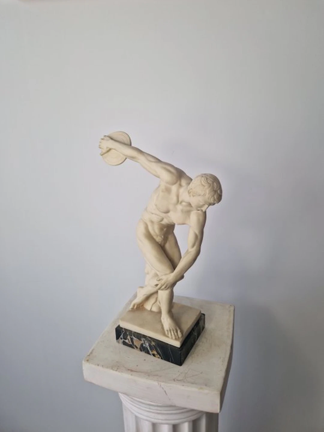 Sculpture, Discobolus Sculpture - 41 cm - Resin