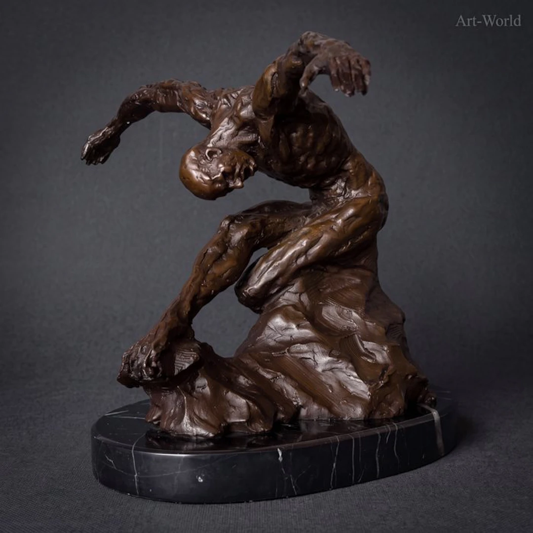 Statue, Sculptuur van een naakte mannelijke danser 35.5...