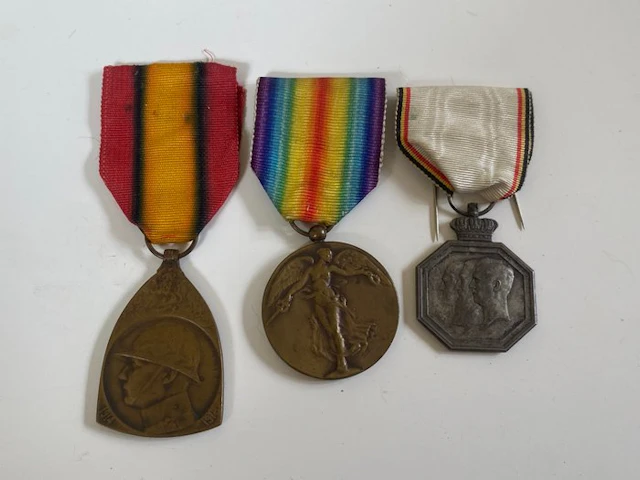 Belgium - Military medal - Set of three Belgian World War...