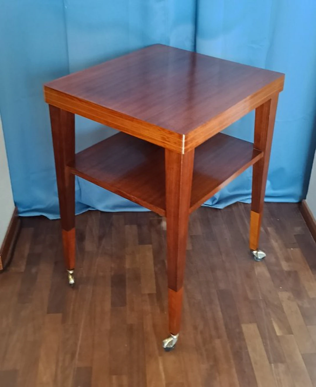 Side table - with wheels - Rosewood