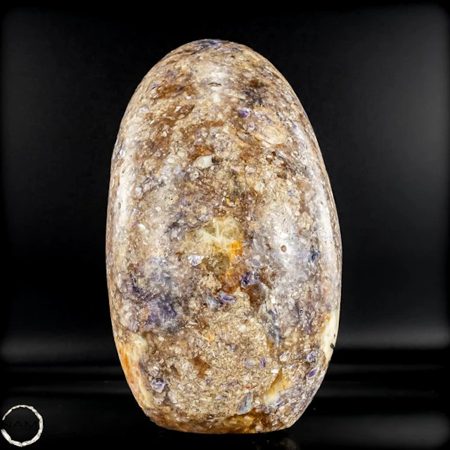Natural lepidolite