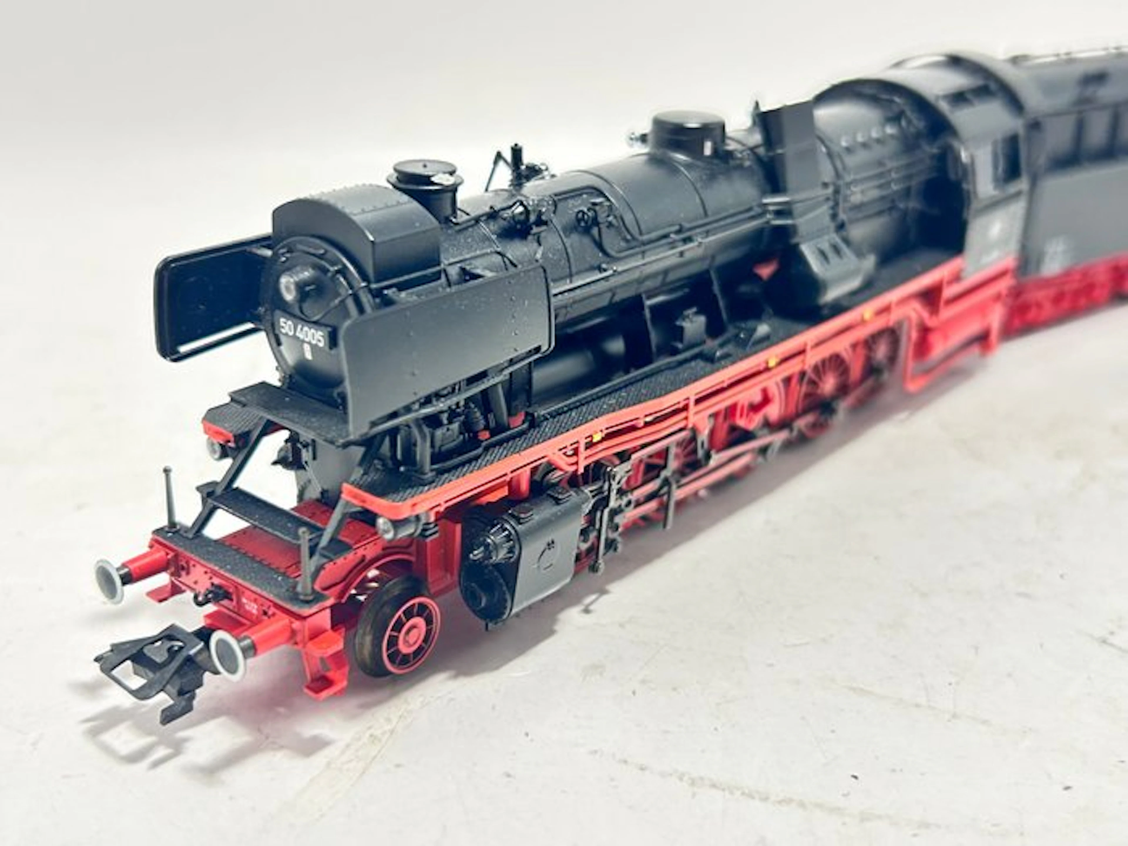 Märklin H0 - 37040 - Steam locomotive with tender (1) - Digital BR50 - DB