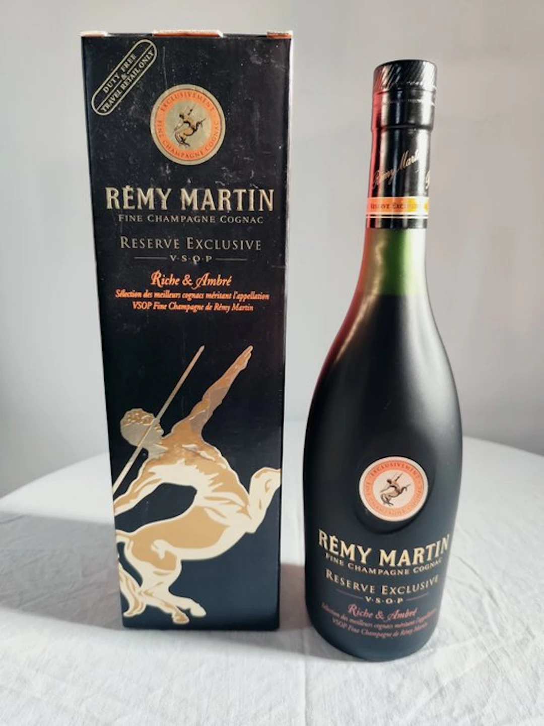 Rémy Martin - Réserve Exclusive VSOP – Riche & Ambré – Duty Free - b