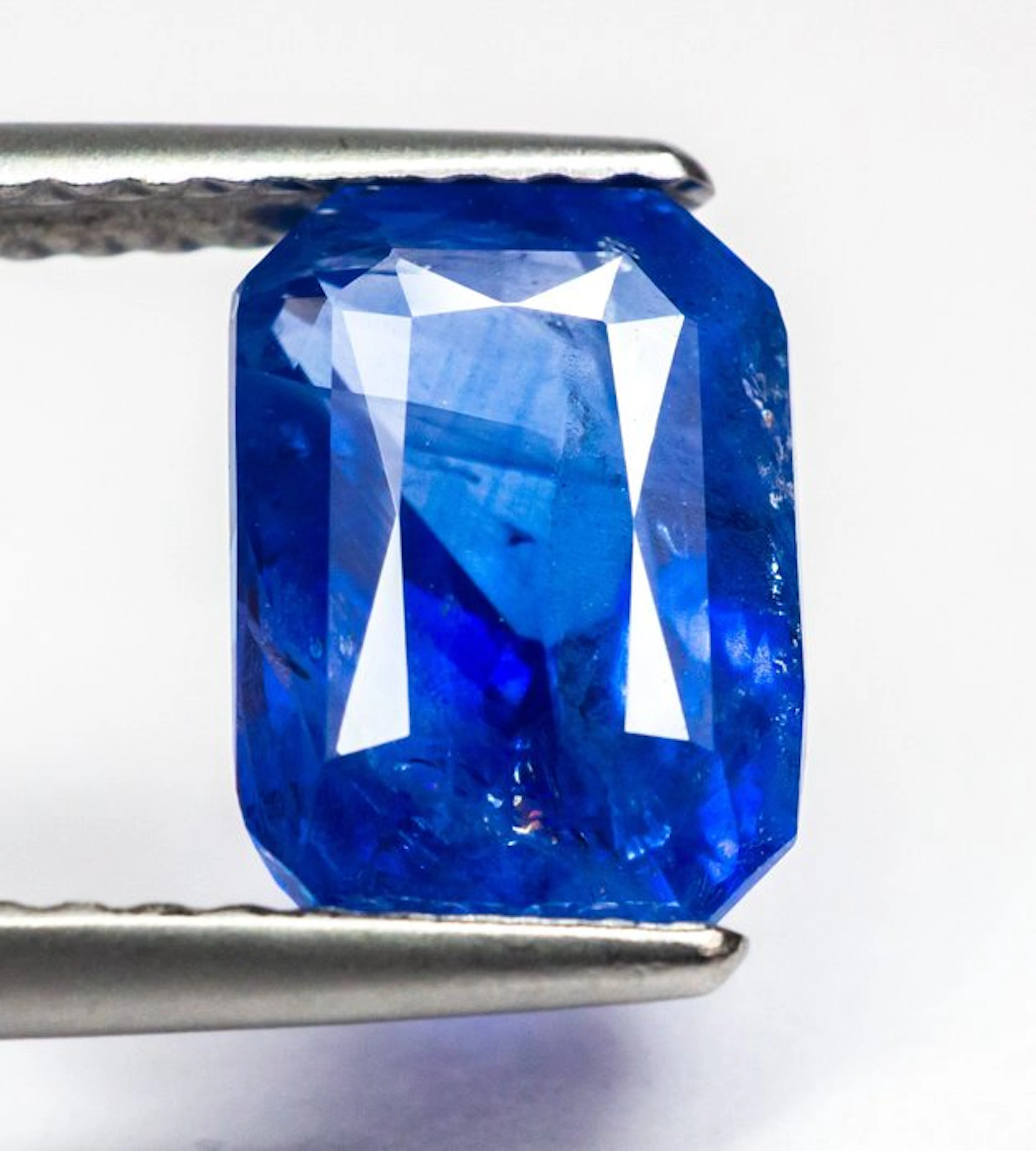 Sapphire - 3.03 ct - Gem Report Antwerp (GRA) - Blue