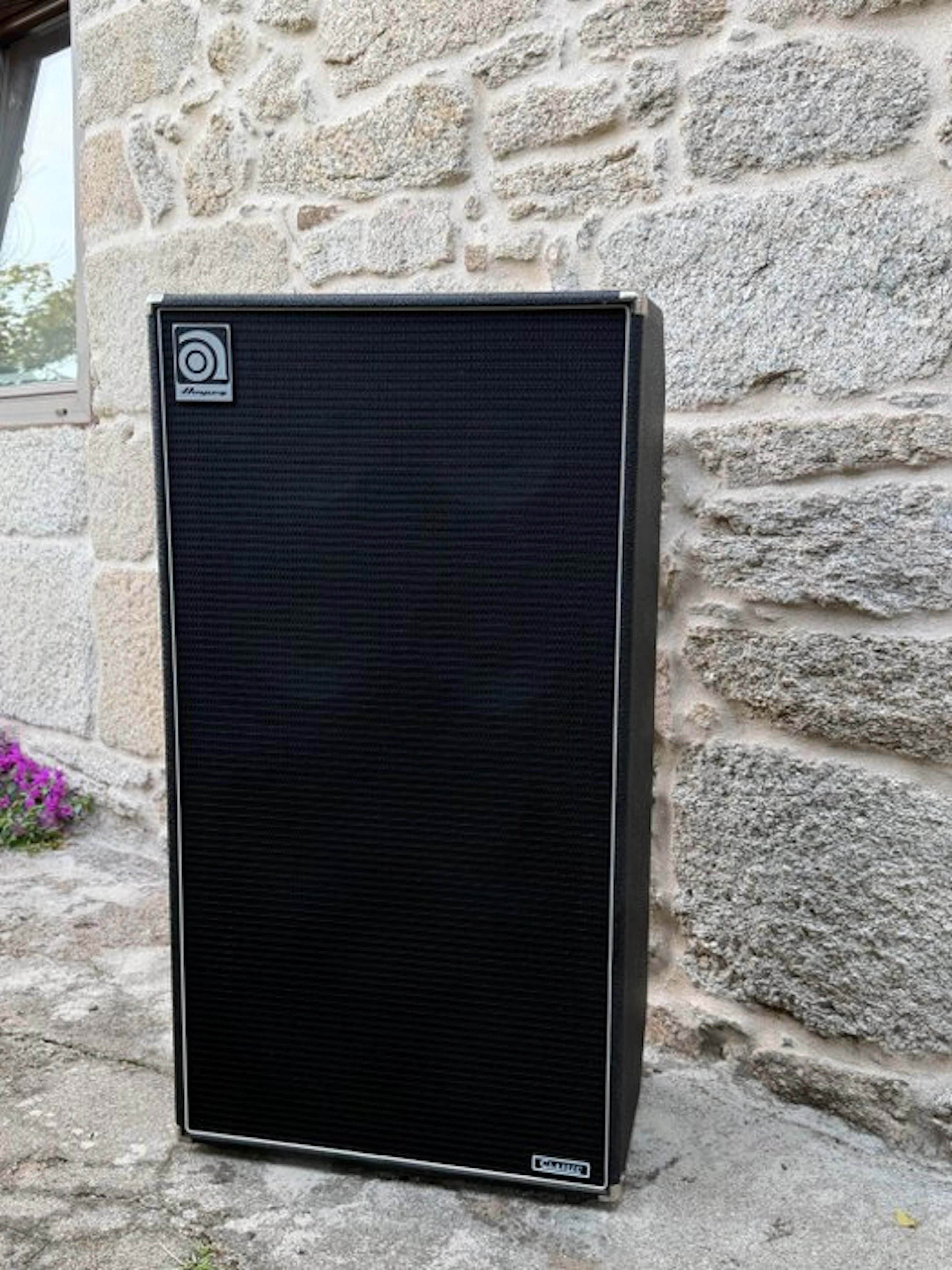 Ampeg - Number of items: 1 - Bass cabinet - 2020 (No reserve price)