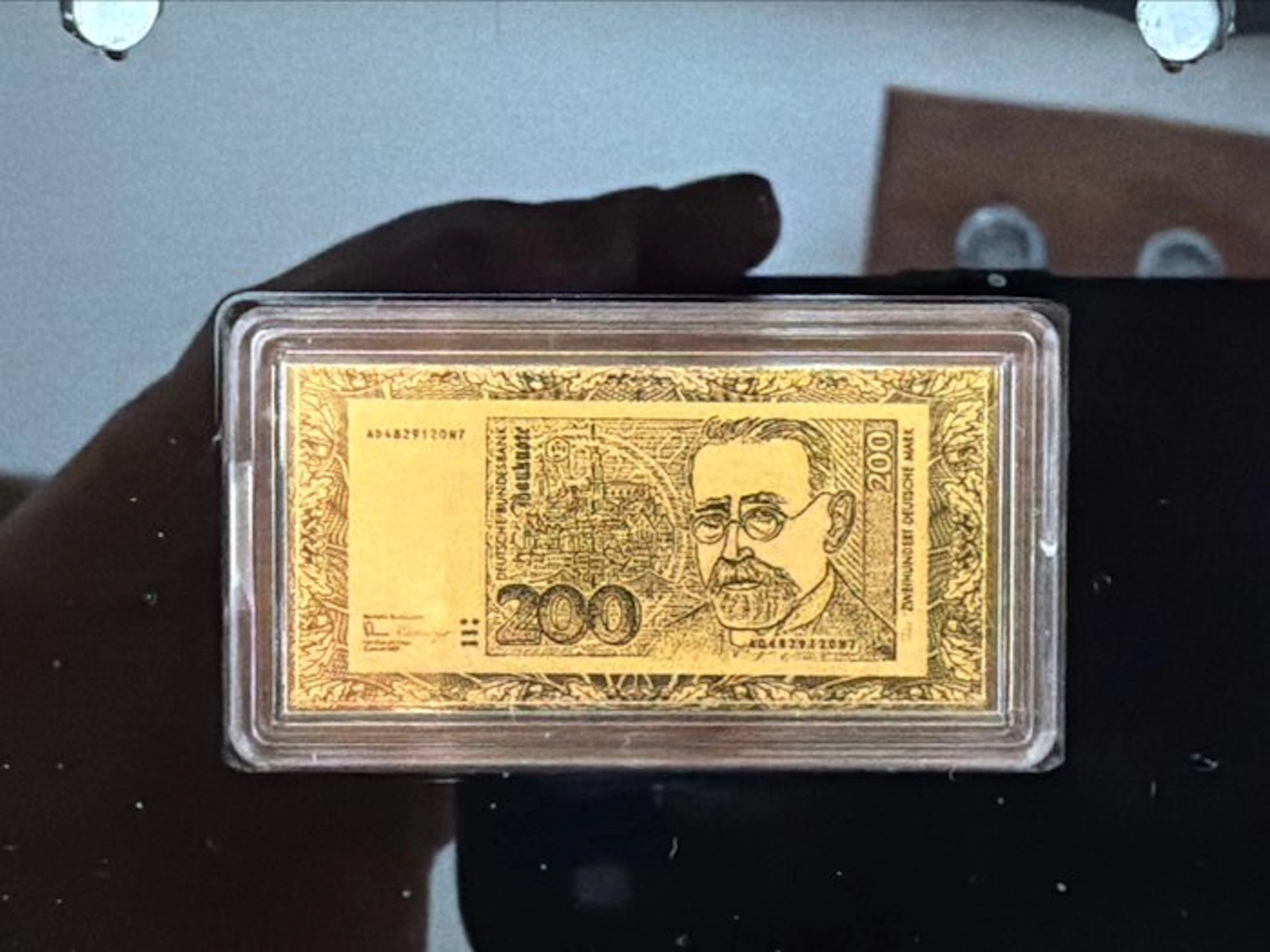 Germany. Gold medal ND Banknote 200 DM- 1/200 oz (.999) (No reserve price)
