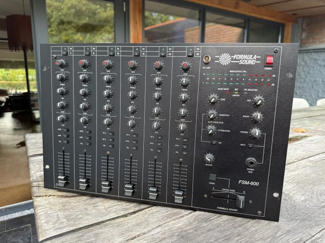 Formula Sound - FSM-600 Analogue mixer