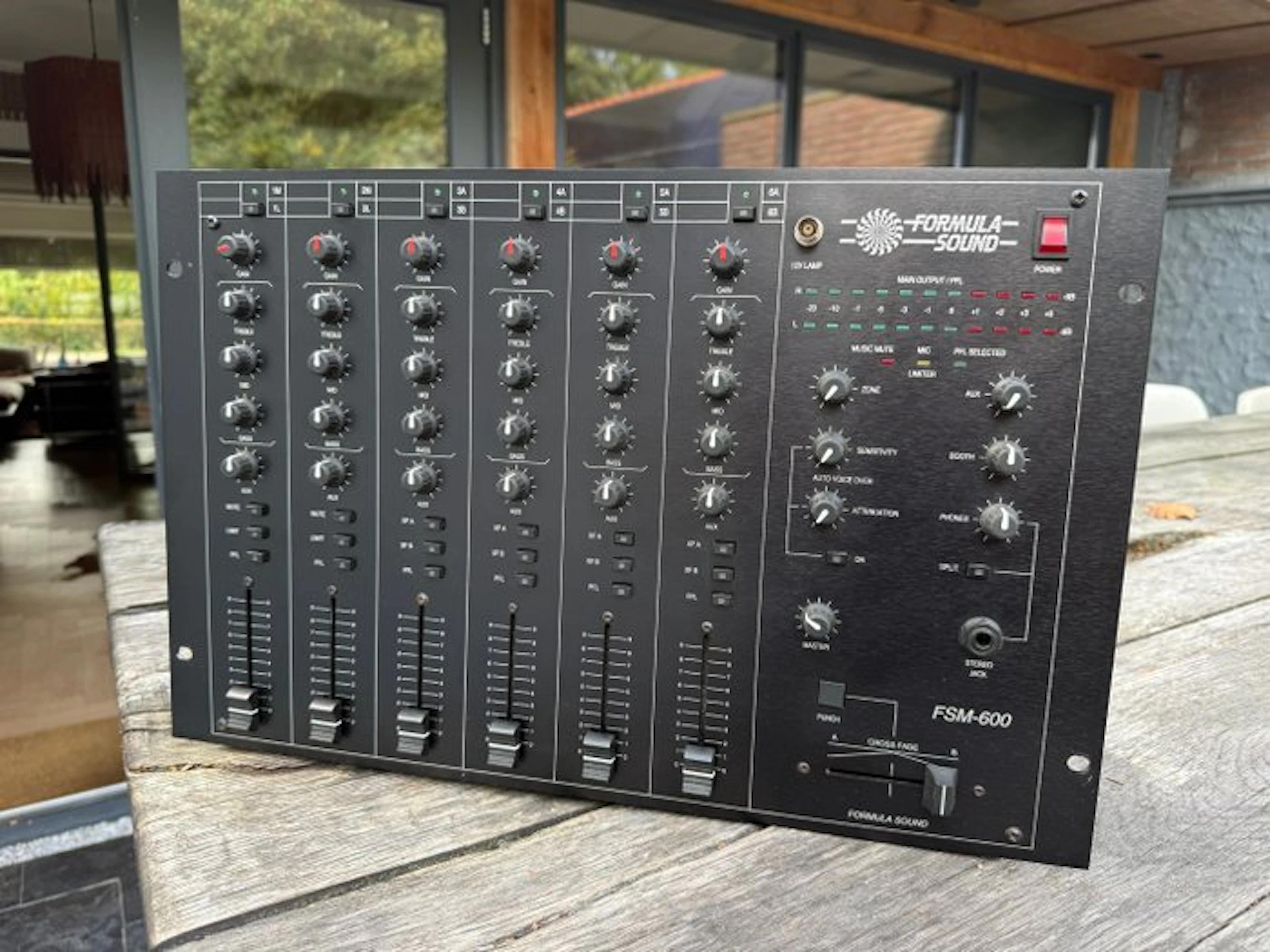 Formula Sound - FSM-600 Analogue mixer