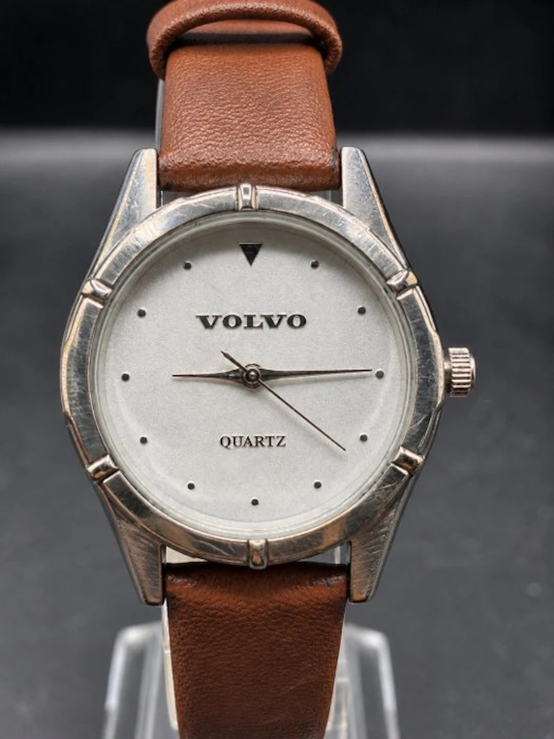 Volvo - Vintage Silver Dial - Unisex - 1990-1999