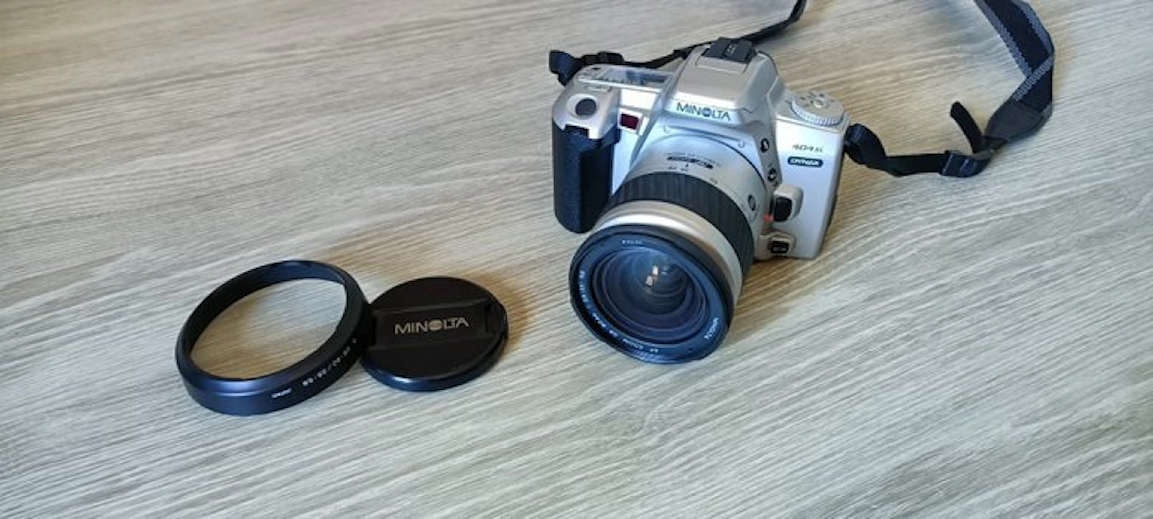 Minolta Dynax 404 si + 28-80mm | Single lens reflex camera (SLR)