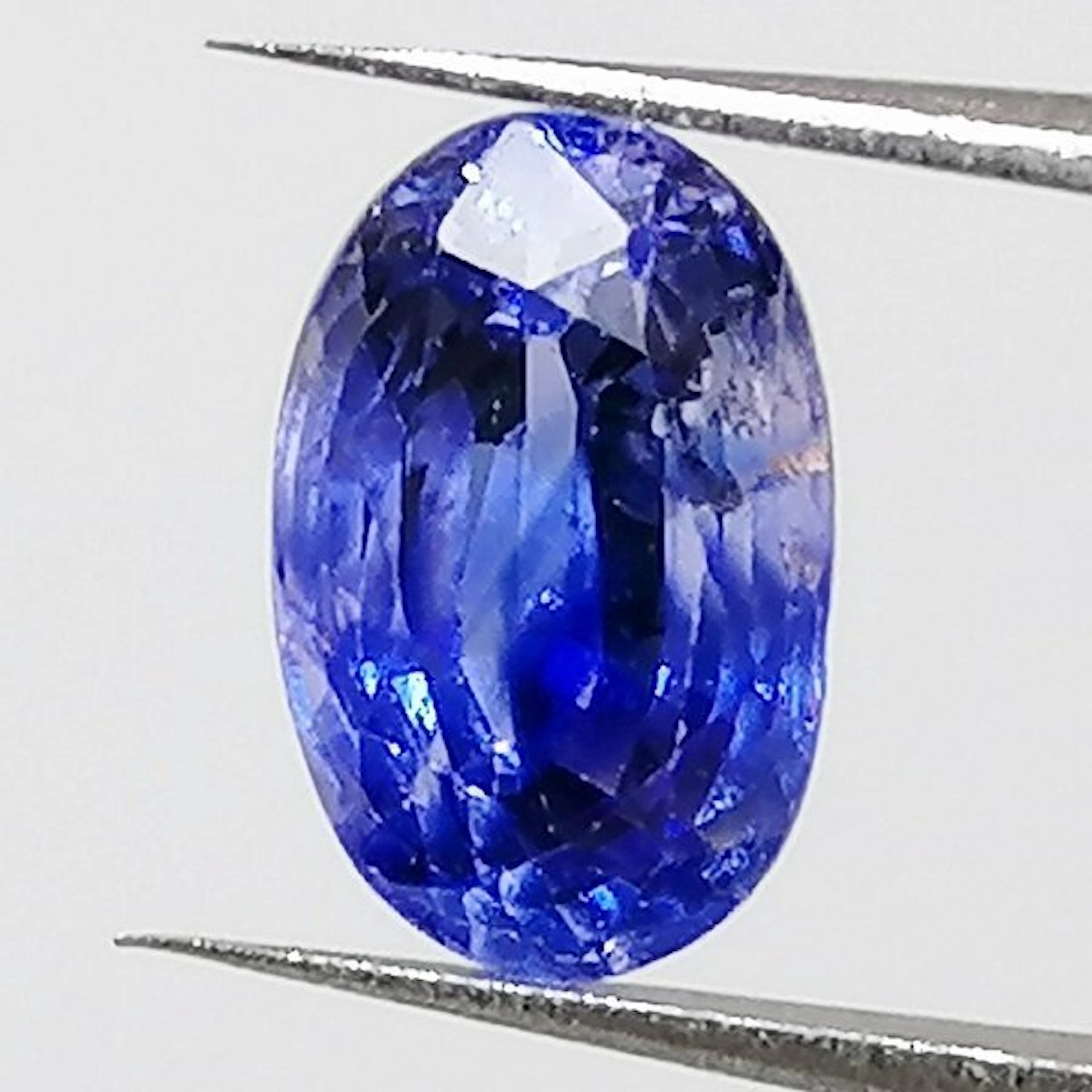 Sapphire - 1.39 ct - Instituto Gemólogico Español (IGE)...