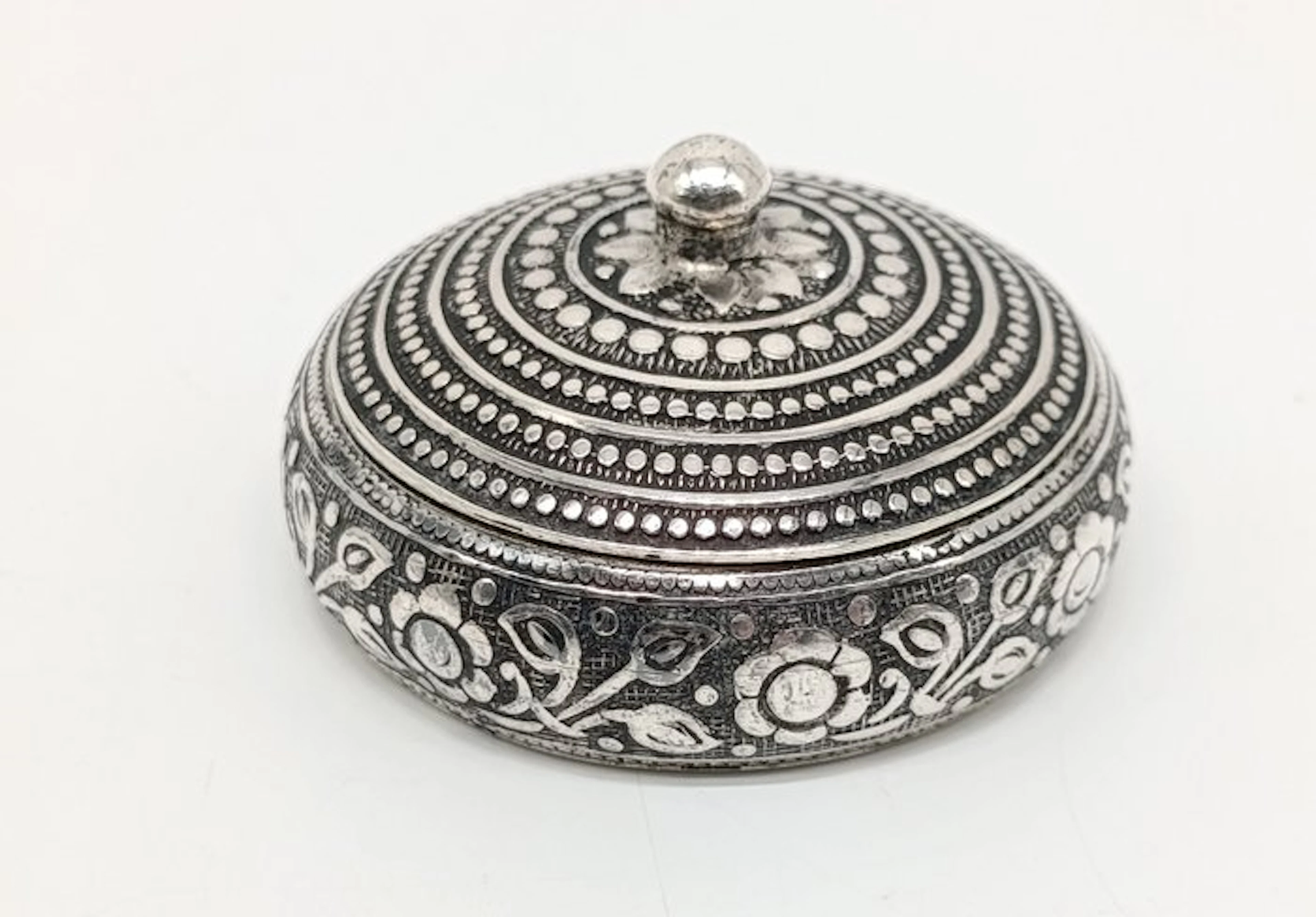 Jewellery box - .800 silver