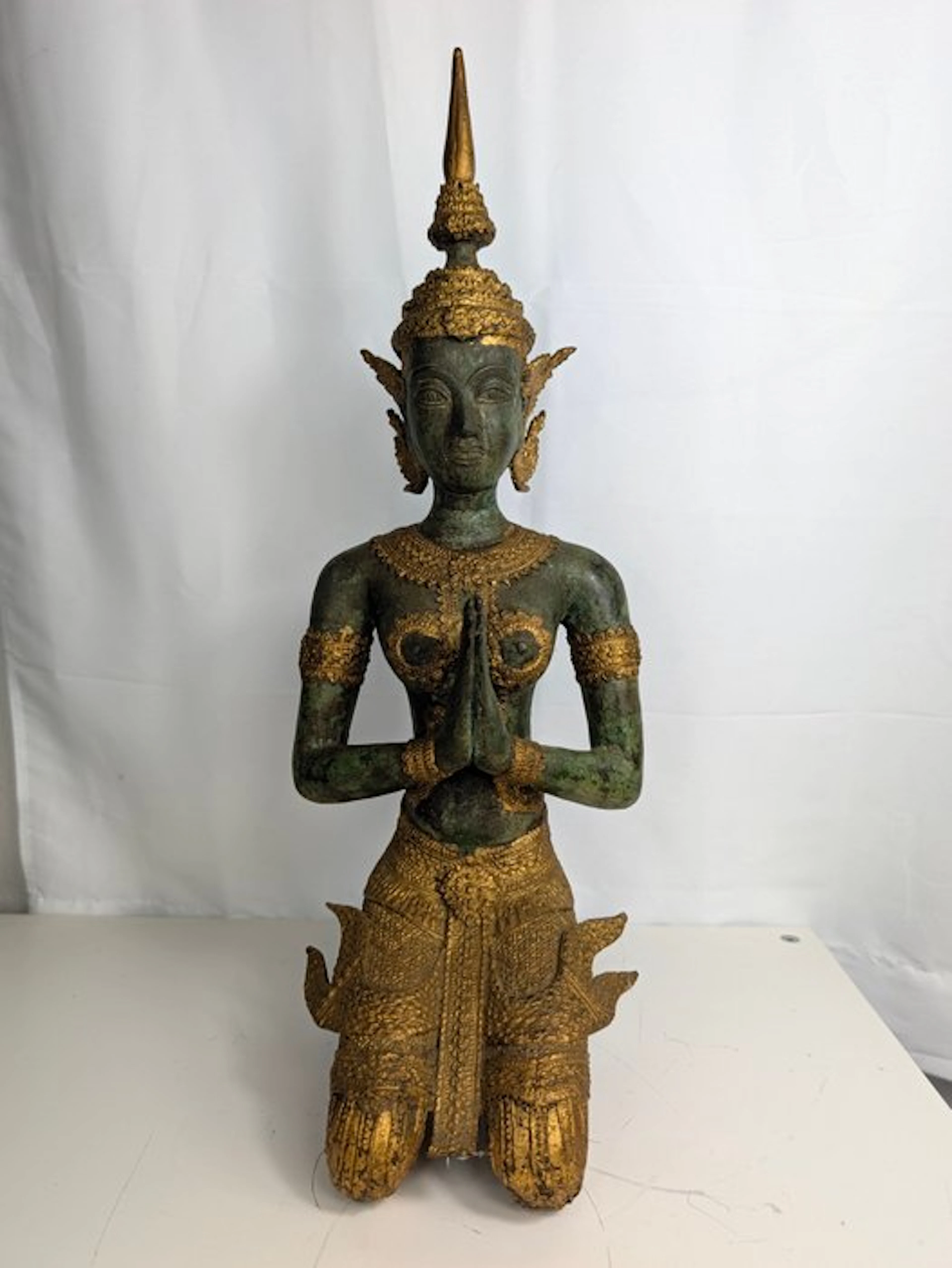 Large kneeling Thepphanom temple guardian – Bronze with...