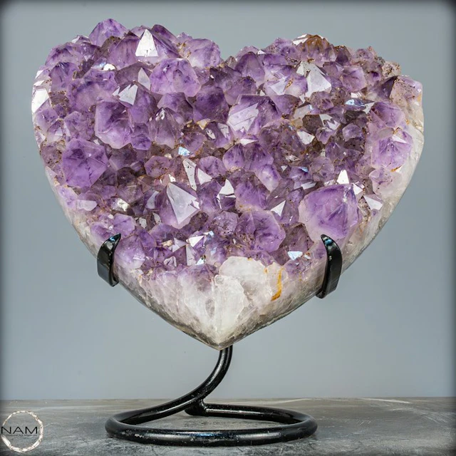 Fantastic amethyst druzy on a stand Anahi Mines, Bolivia- 8058.14 g