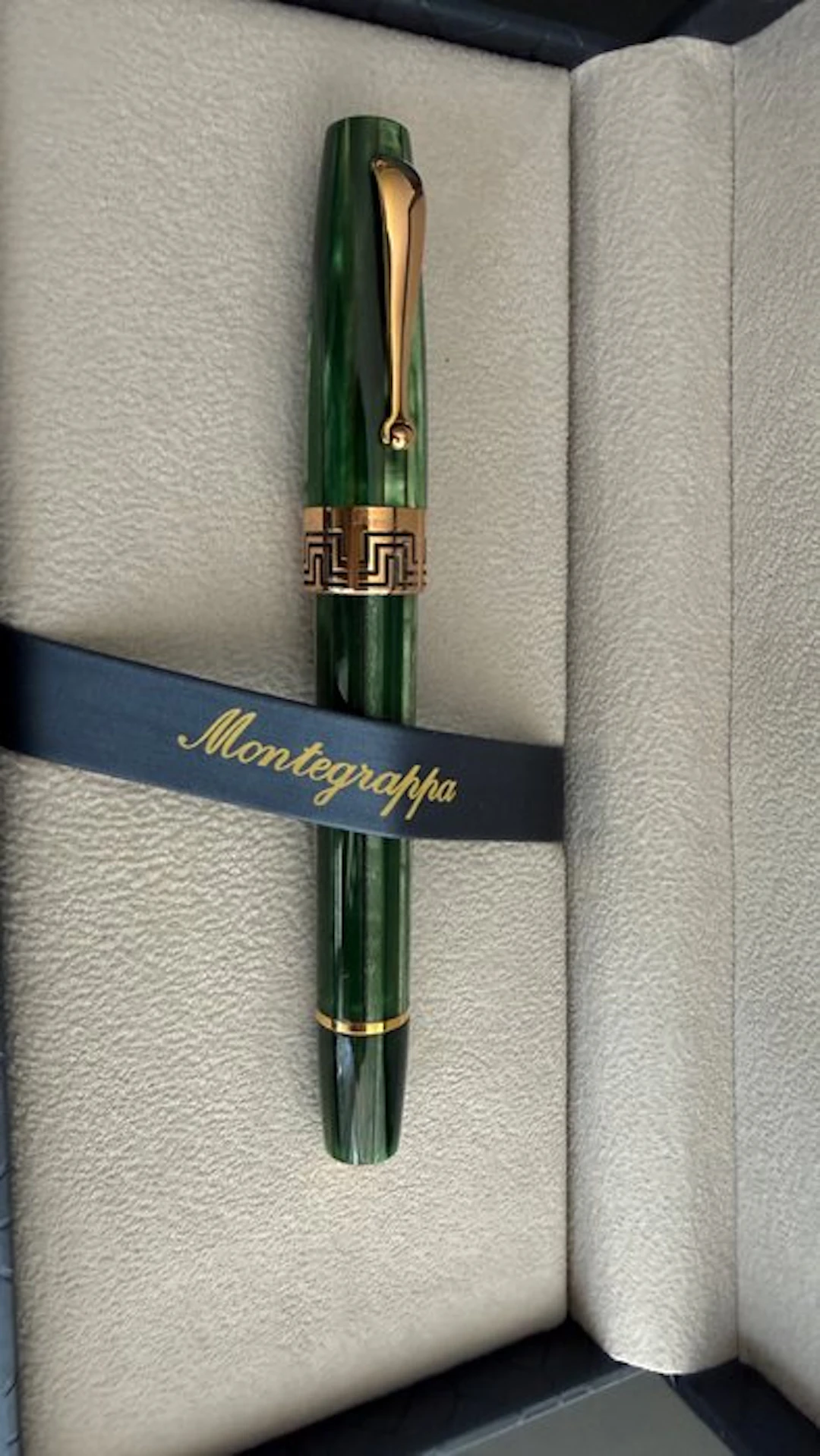 Montegrappa - Extra 1930 Fountain Pen – Spaghetti Green - Fountain pen