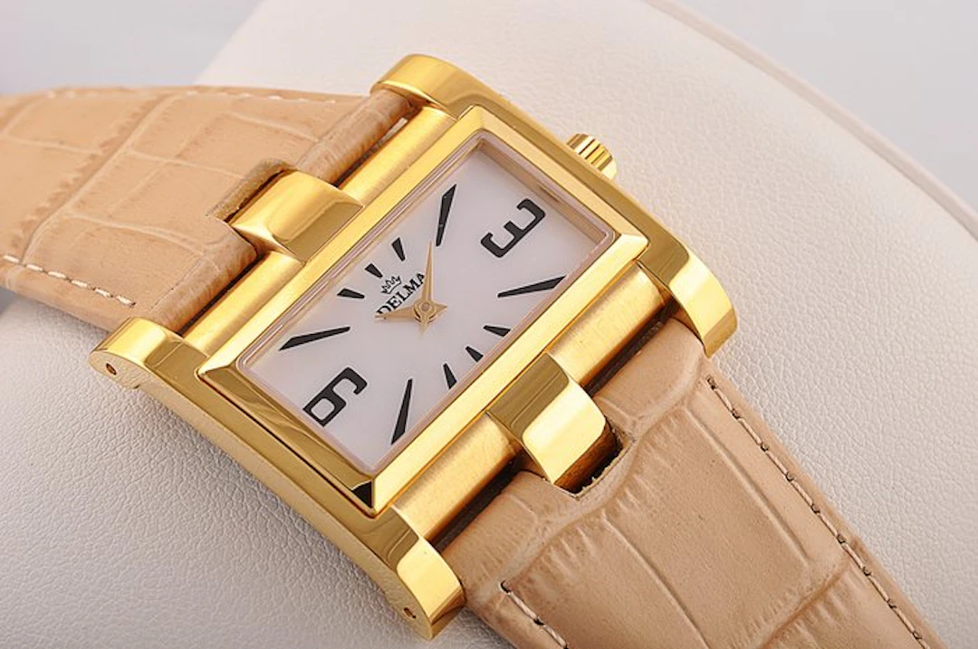 Delma - Rectangular - No reserve price - 42601.535.2.514 - Women - 2026