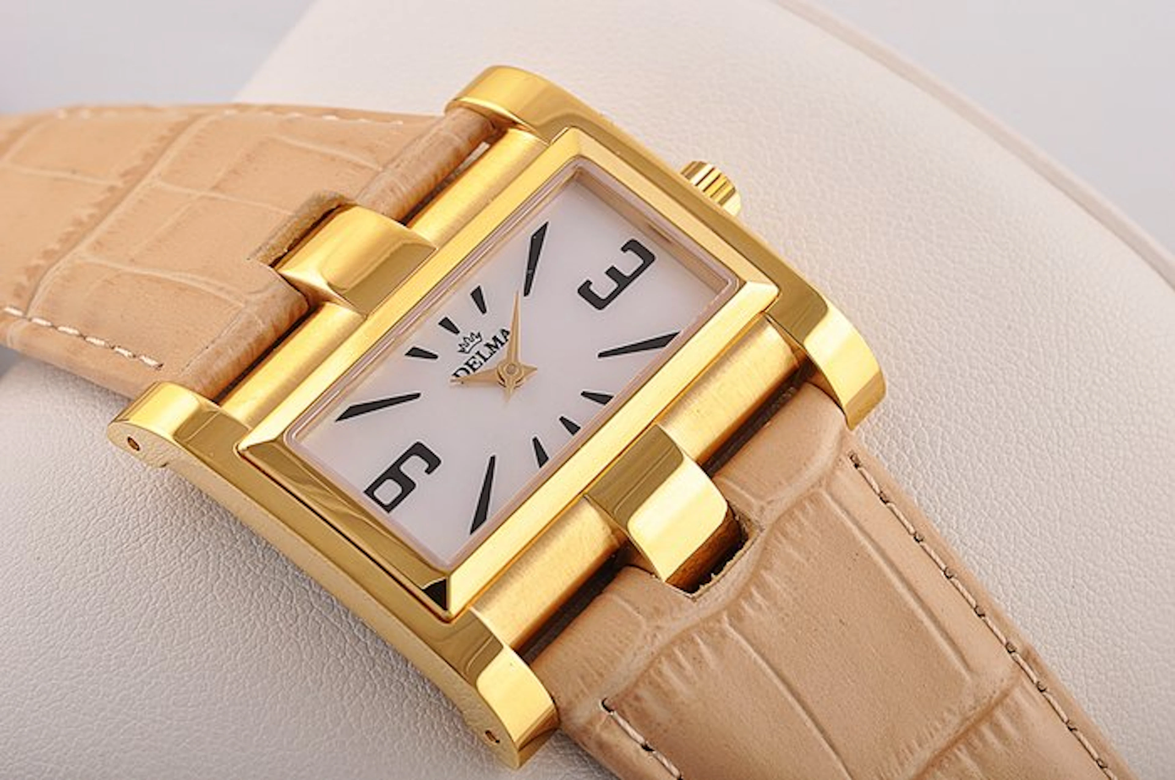 Delma - Rectangular - No reserve price - 42601.535.2.514 - Women - 2026