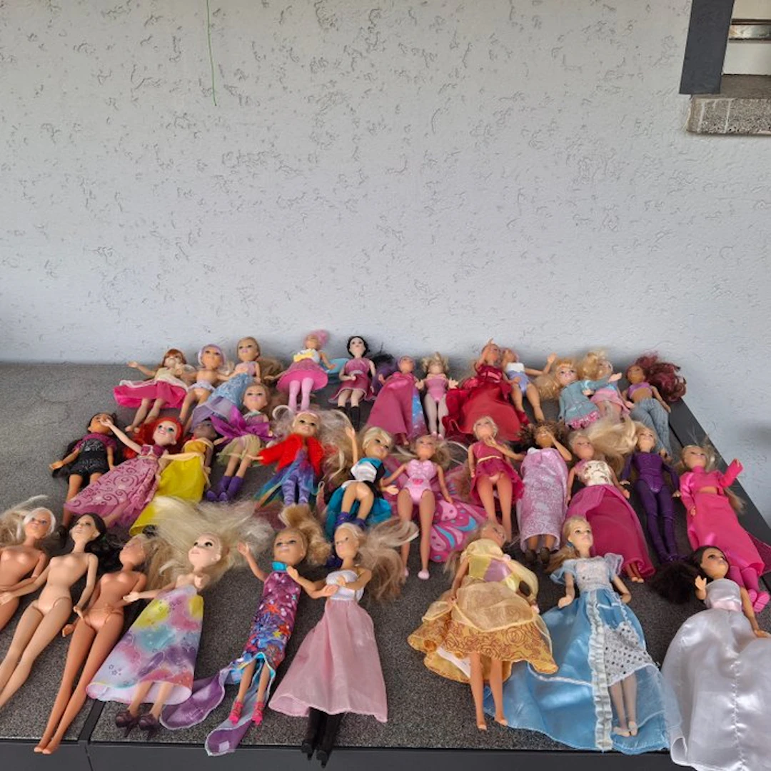 Mattel - Barbie doll Barbie et Disney - Germany