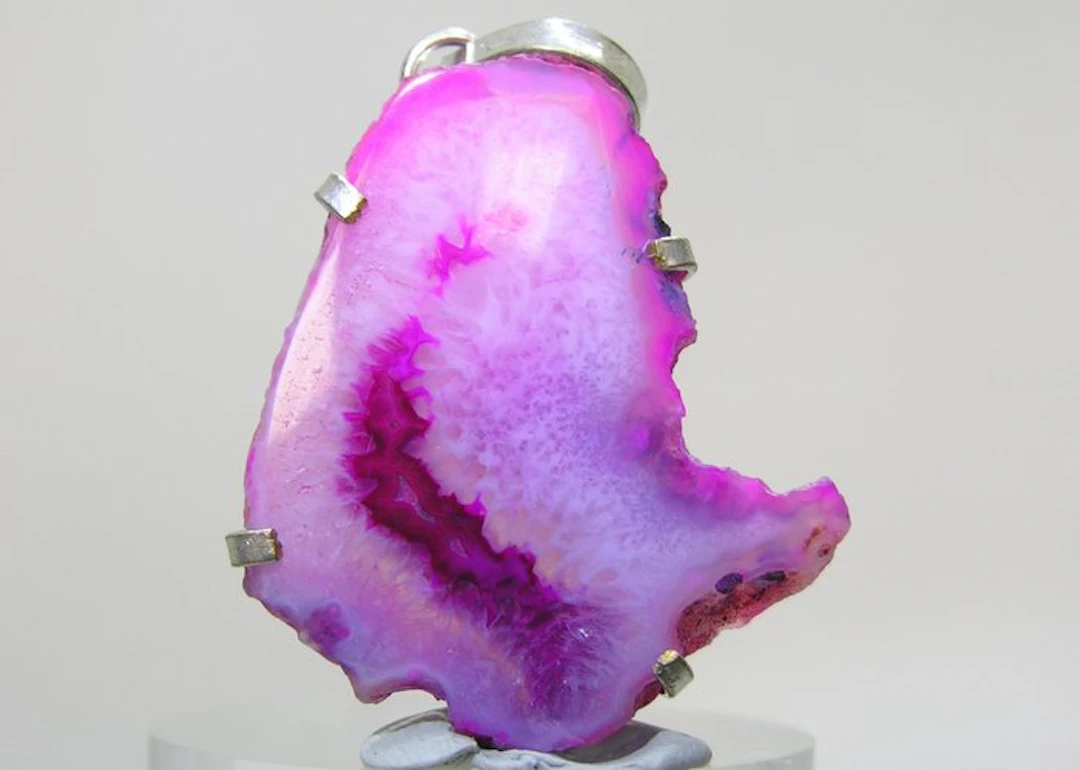 Quartz Agate Geode - Height: 50 mm - Width: 32.6 mm- 10.5 g - (1)