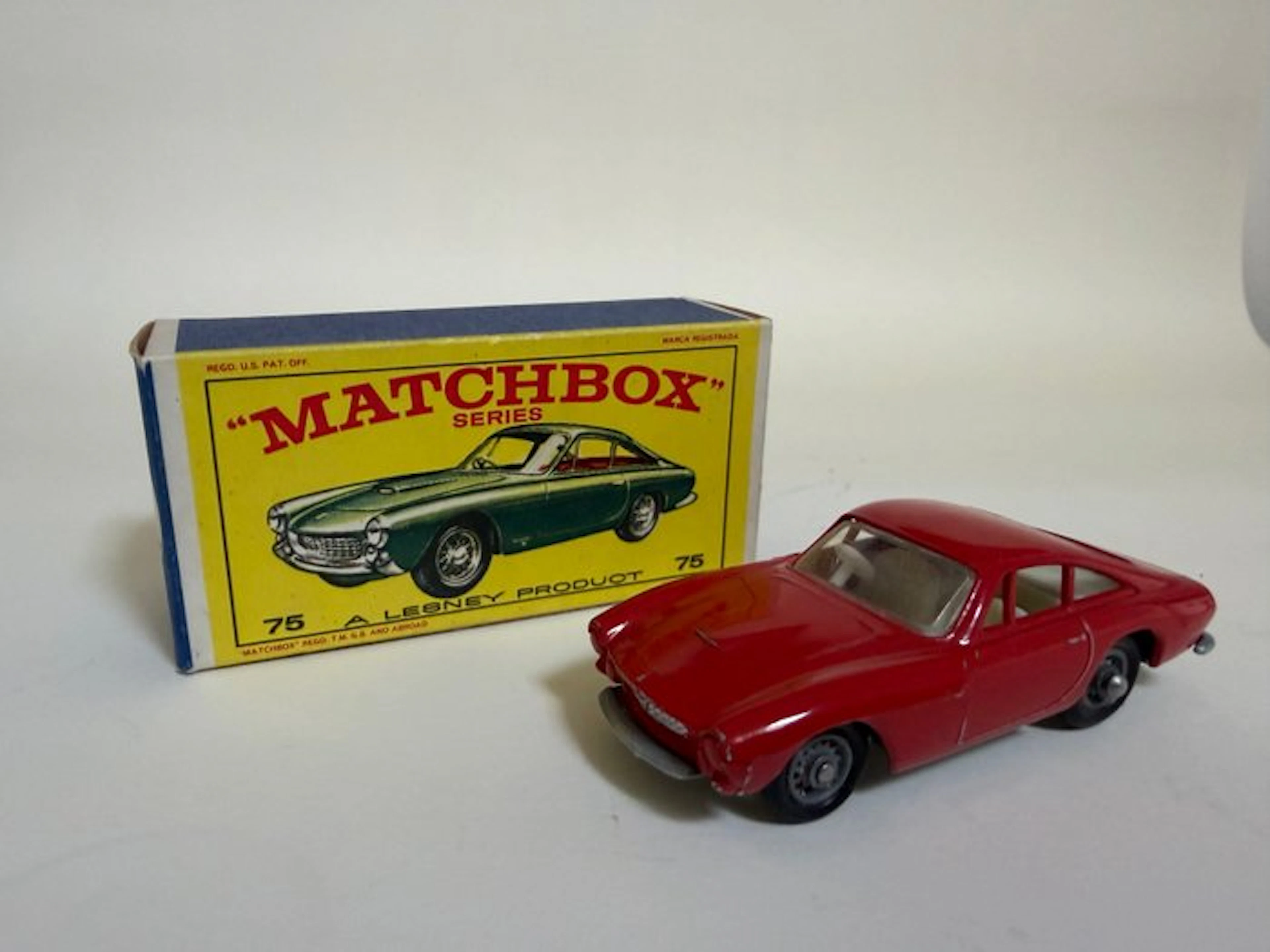 Matchbox 1:64 - Model car - Ferrari Berlinetta - Rare color