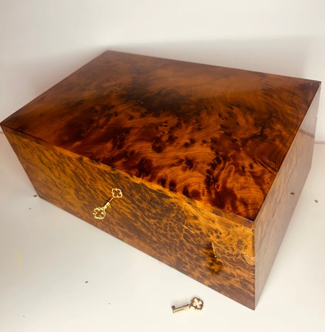 Jewellery box - Thuya