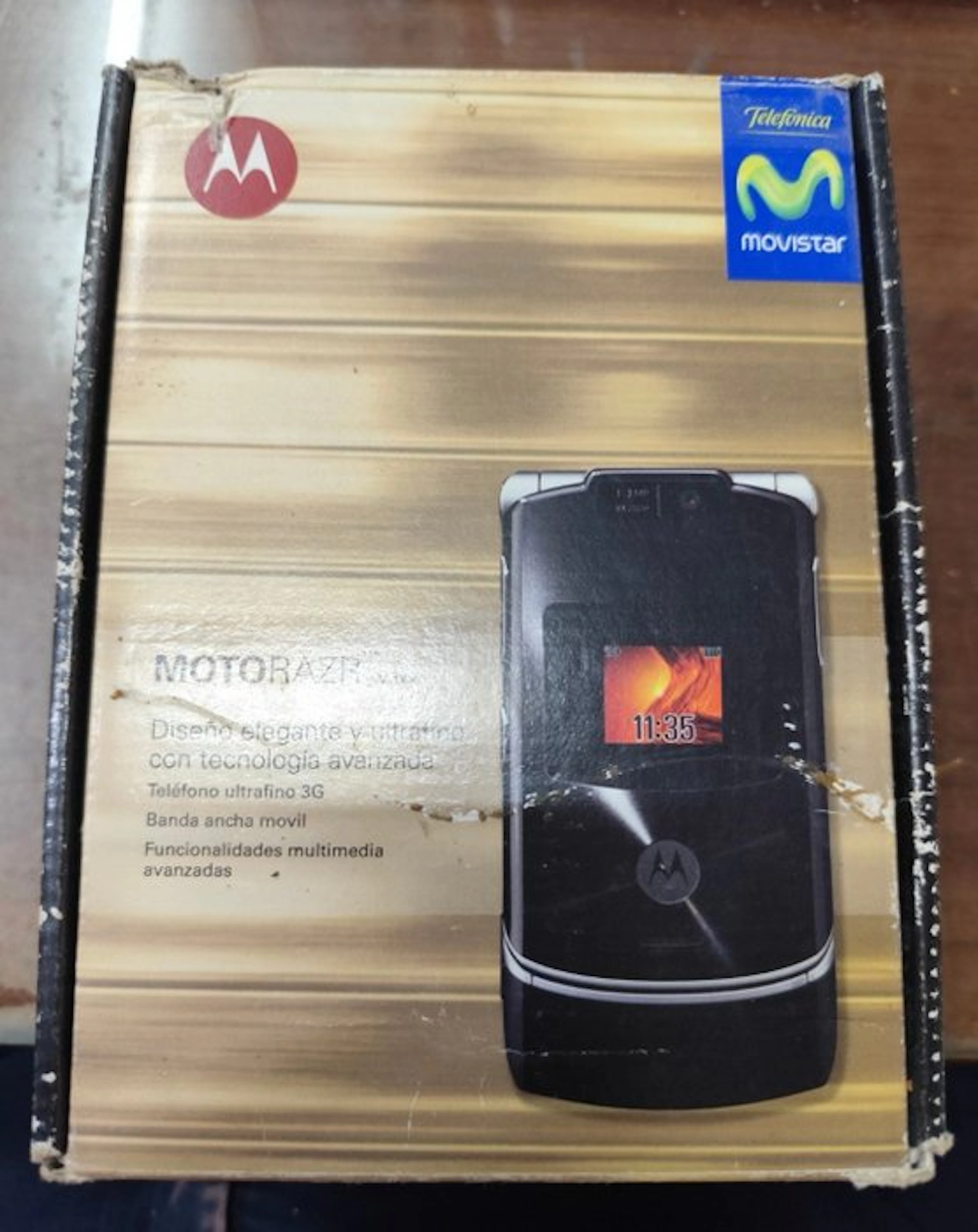 Motorola V3xx color edición limitada - Mobile phone - In original box