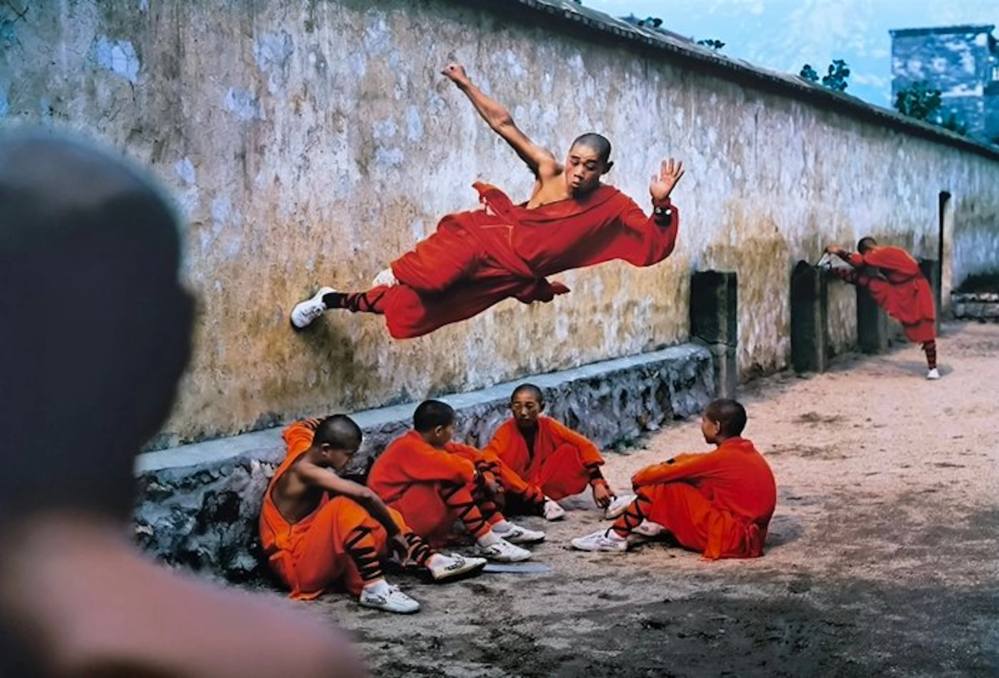 Steve McCurry (1950–) - Shaolin monastery in Henan. China, 2004