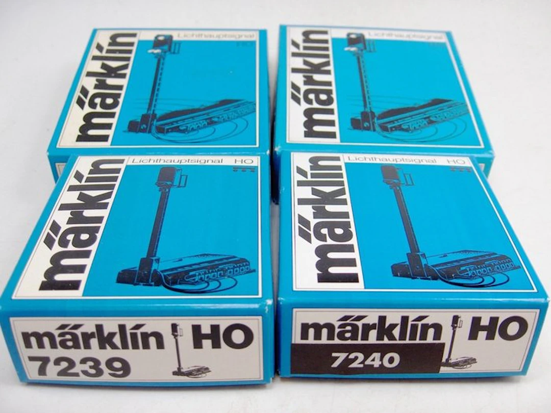 Märklin H0 - 7241 7240 7239 - Signals (4) - Various seinen titles, unused