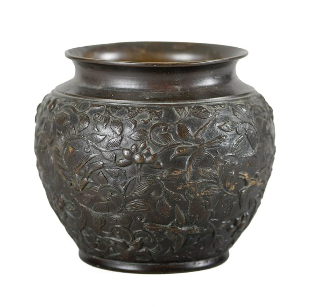 Prachtige antieke bronzen pot uit de Meijiperiode...