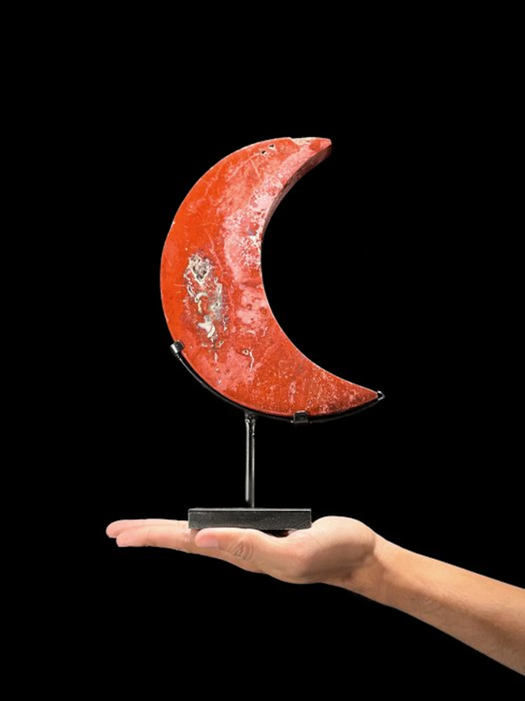 NO RESERVE PRICE - Beautiful Red Jasper Crescent...