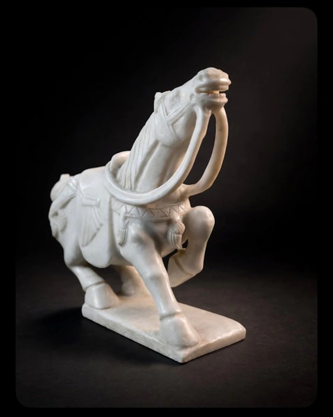 Horse 4.65 kg China - Stone - China - Late 20th century