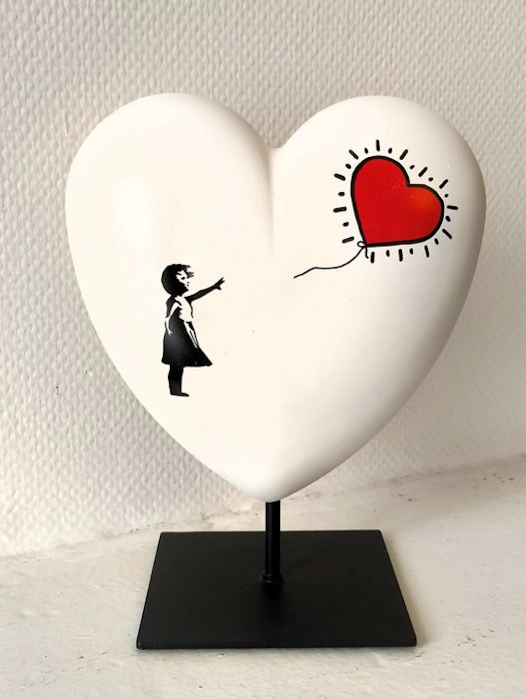 XTC Artist - Coeur Banksy x Haring's Heart II