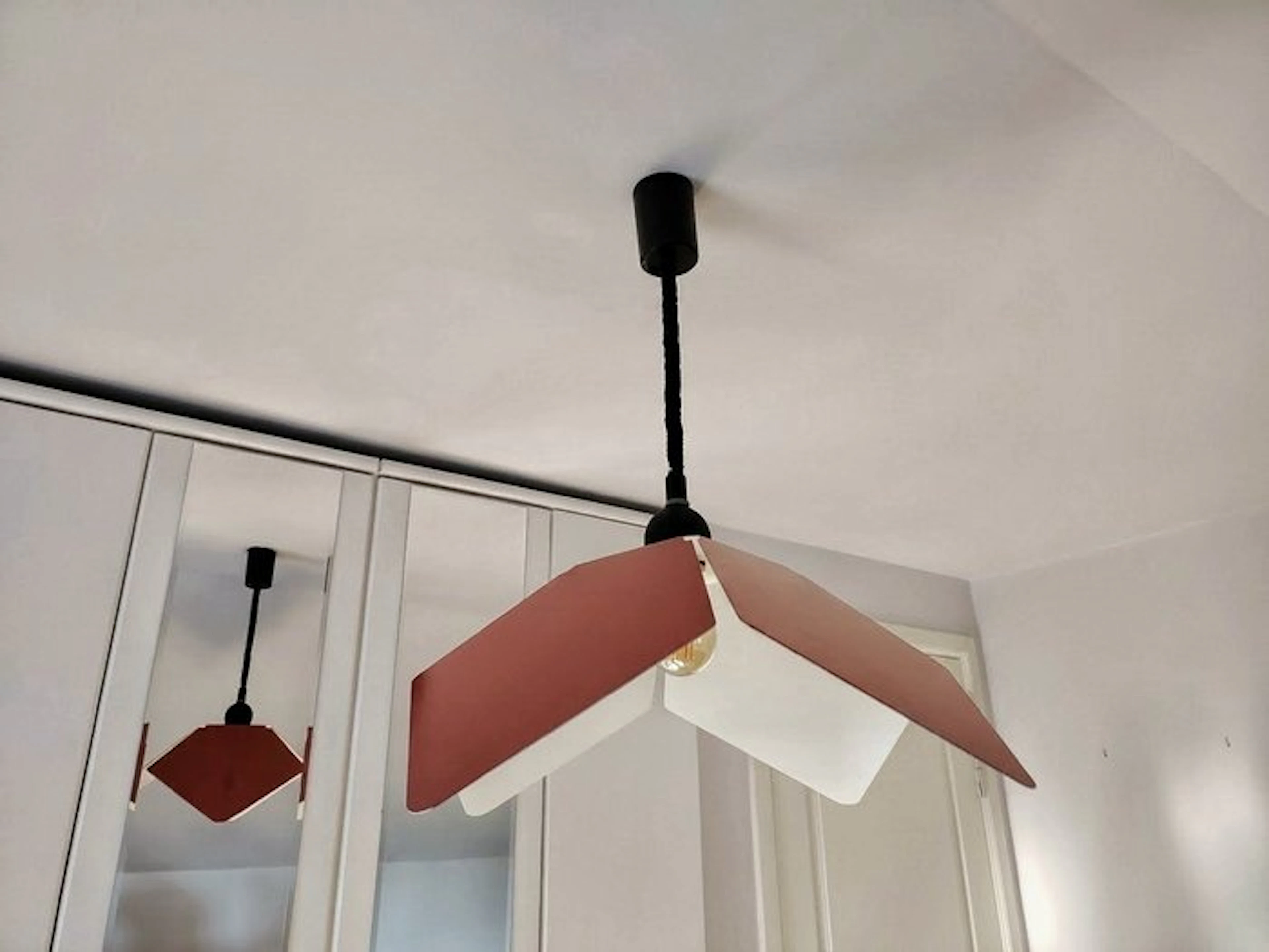 Large Italian Space Age - Pendant ceiling lamp - Red & White – 1970s