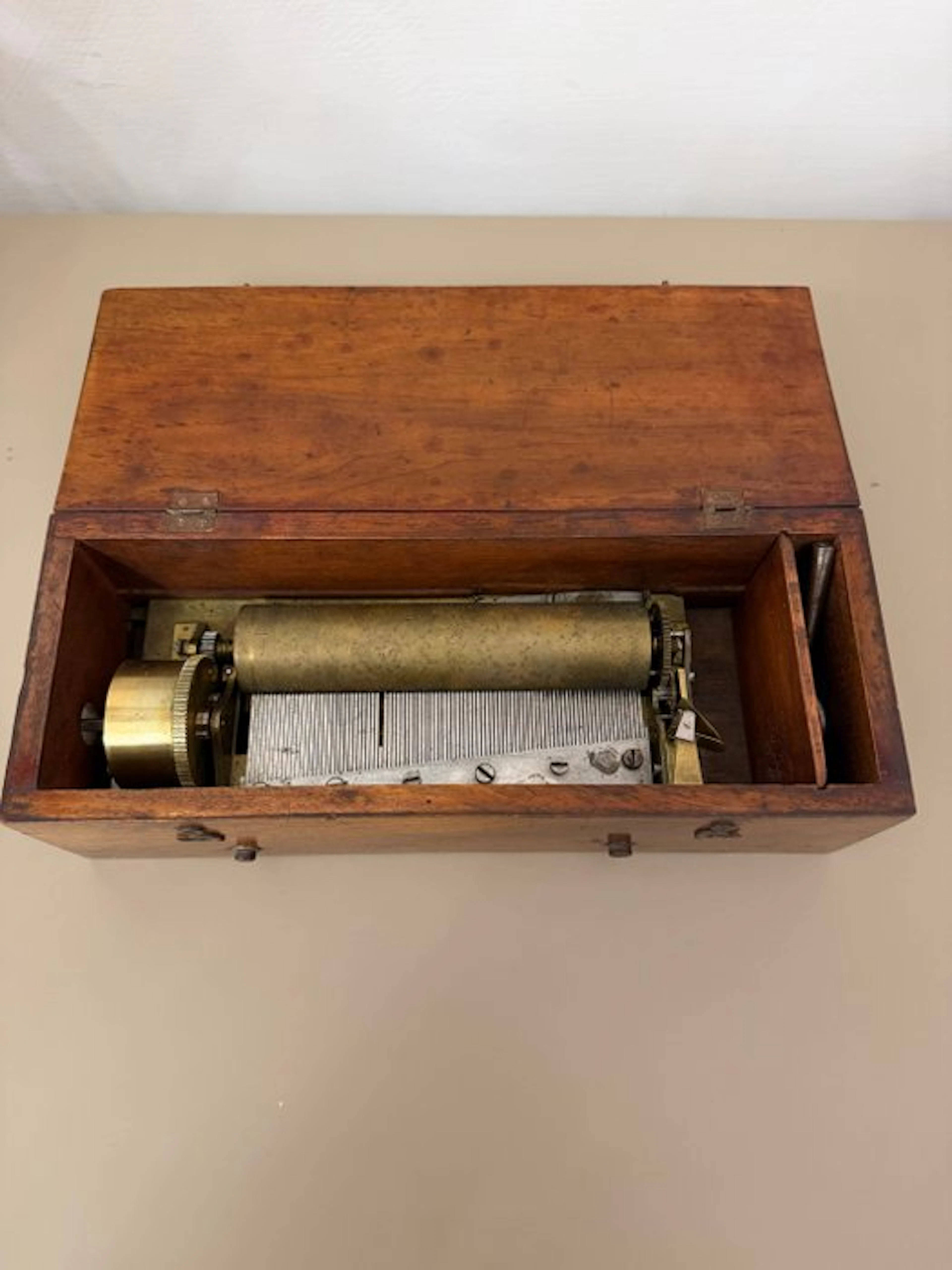 Metal roll music box - Switzerland - 1880-1920