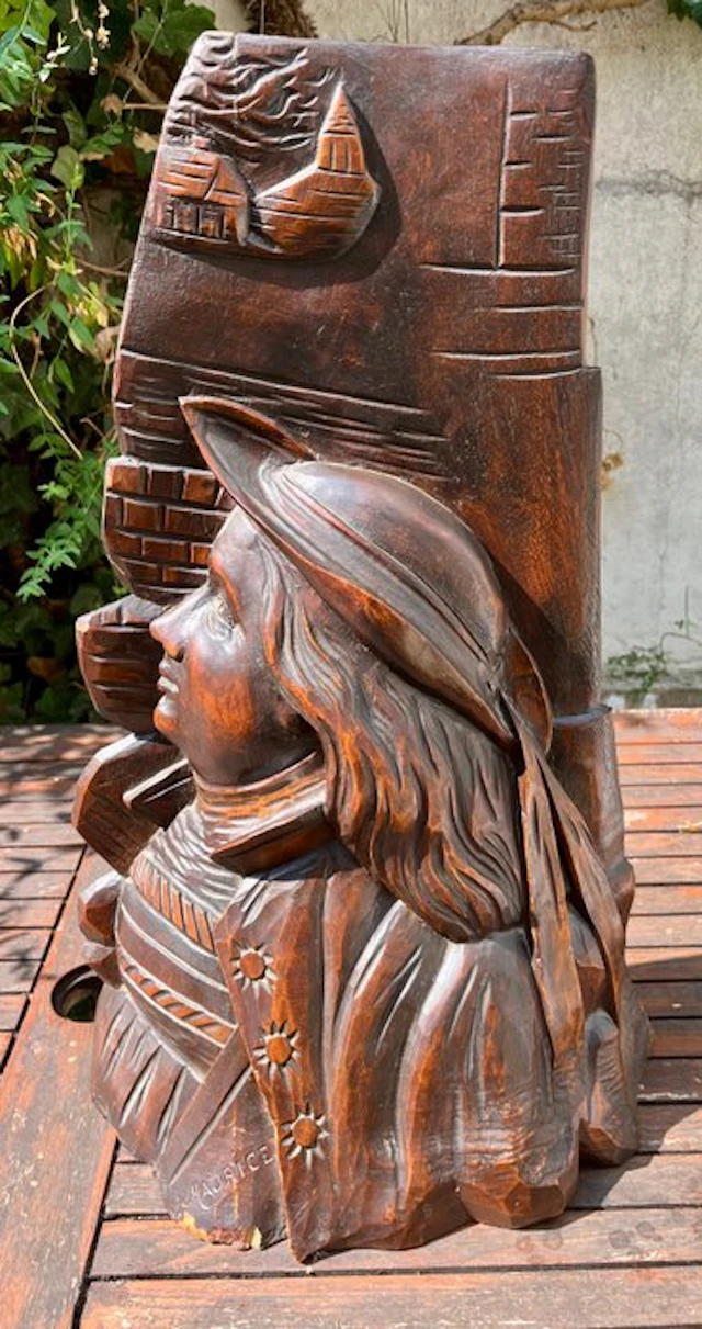 Maurice - Bust, Buste de corsaire breton - 66 cm - Oak
