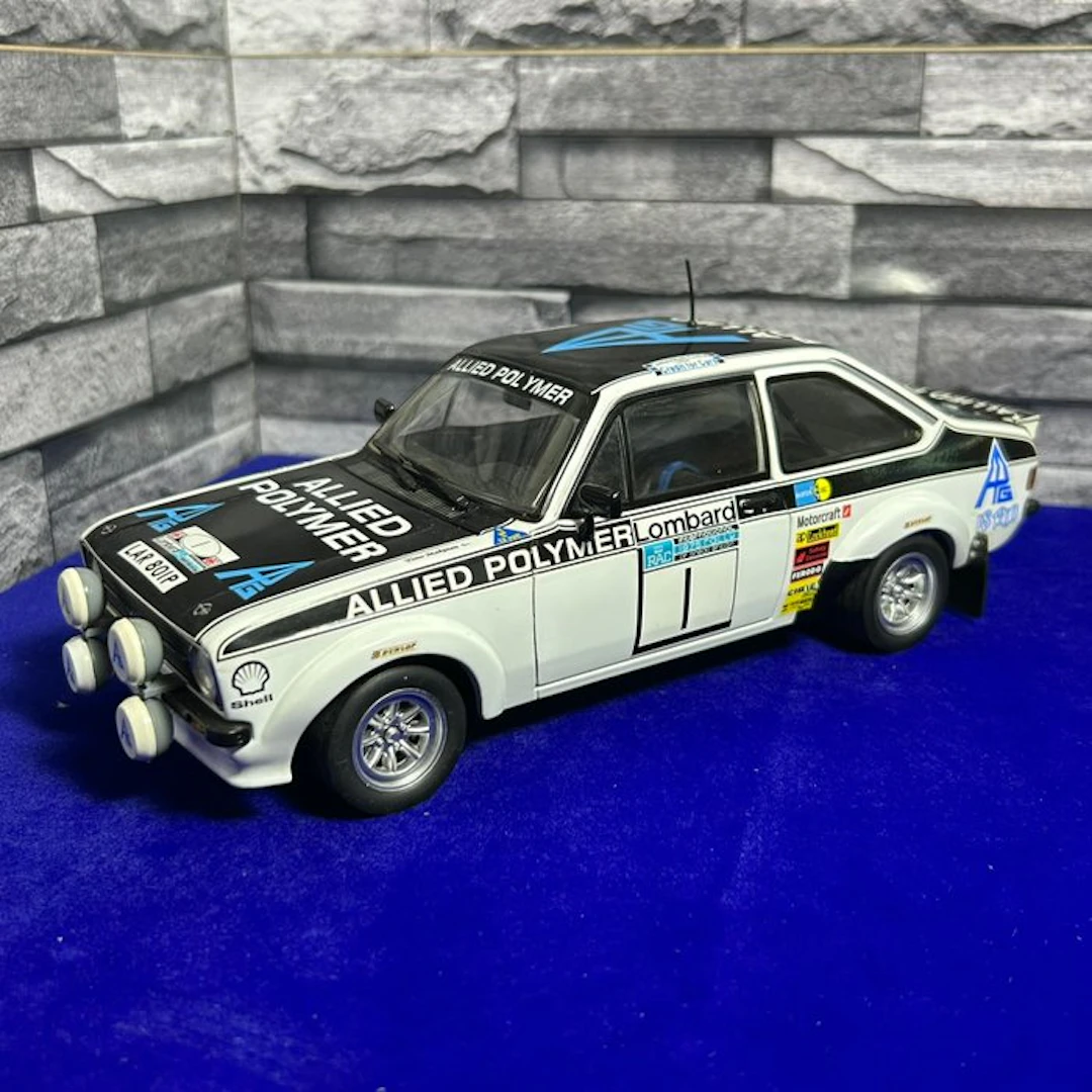 Sunstar 1:18 - Model race car - Sun Star 1:18 Ford Escort...