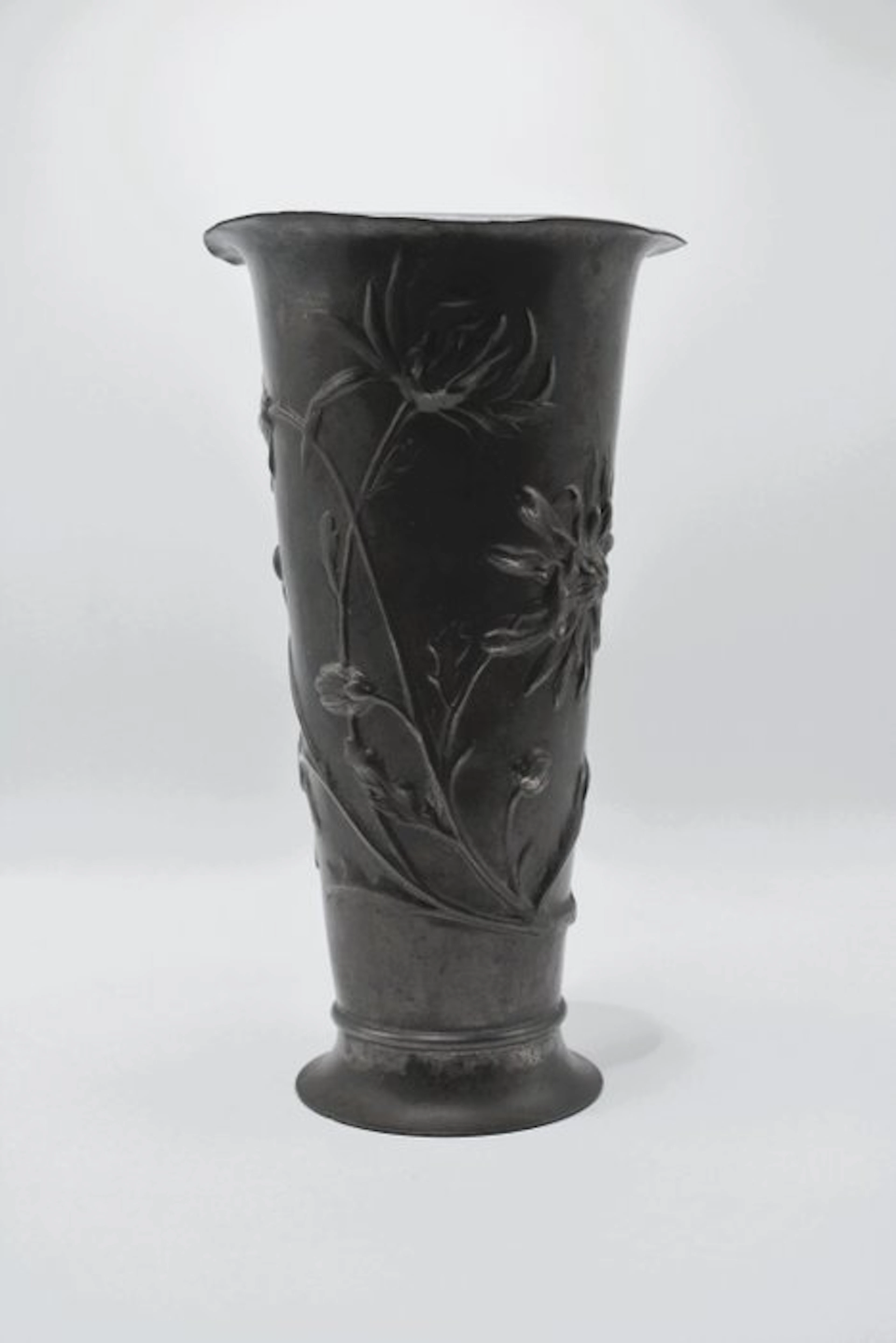 Vase - Pewter - Art Nouveau vase