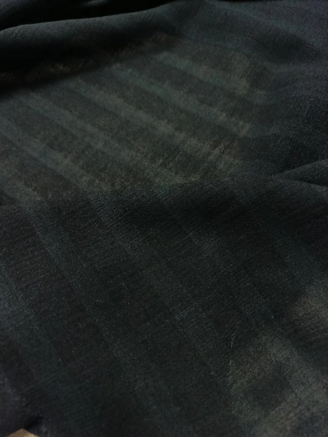 Stupendo misto cotone nero a righe tono su tono - Textile...