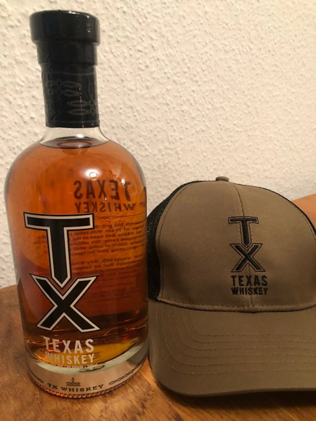 TX Texas Whiskey 80 Proof - with cap - Firestone & Robertson - 700ml